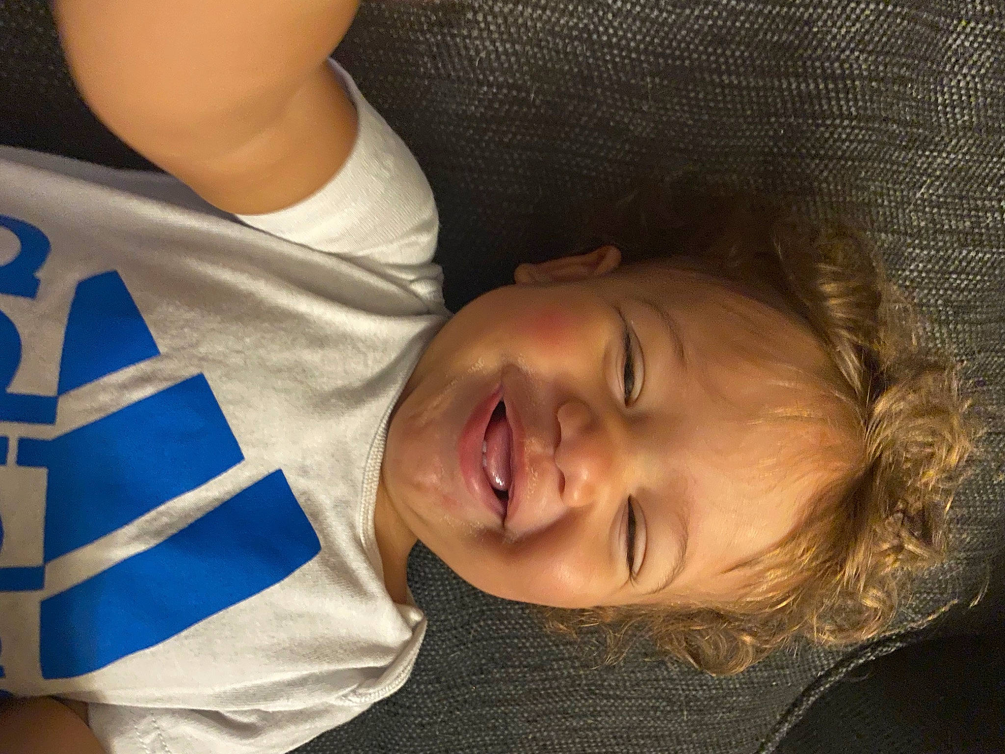 Krüe is registered to the contest to win money with this photo: cheek, chin, comfort, ear, eyebrow, eyelash, facial_expression, flash_photography, forehead, gesture, happy, head, jaw, lip, mouth, neck, nose, organ, person, skin