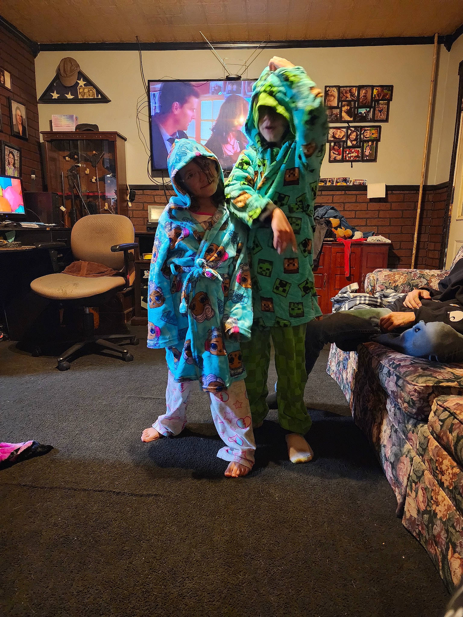 Ian joined the competition — help win amazing prizes! animation, art, artist, boot, chair, costume, entertainment, event, fashion_design, fun, fur, headwear, leisure, luggage_and_bags, performance, performing_arts, person, picture_frame, room, t_shirt