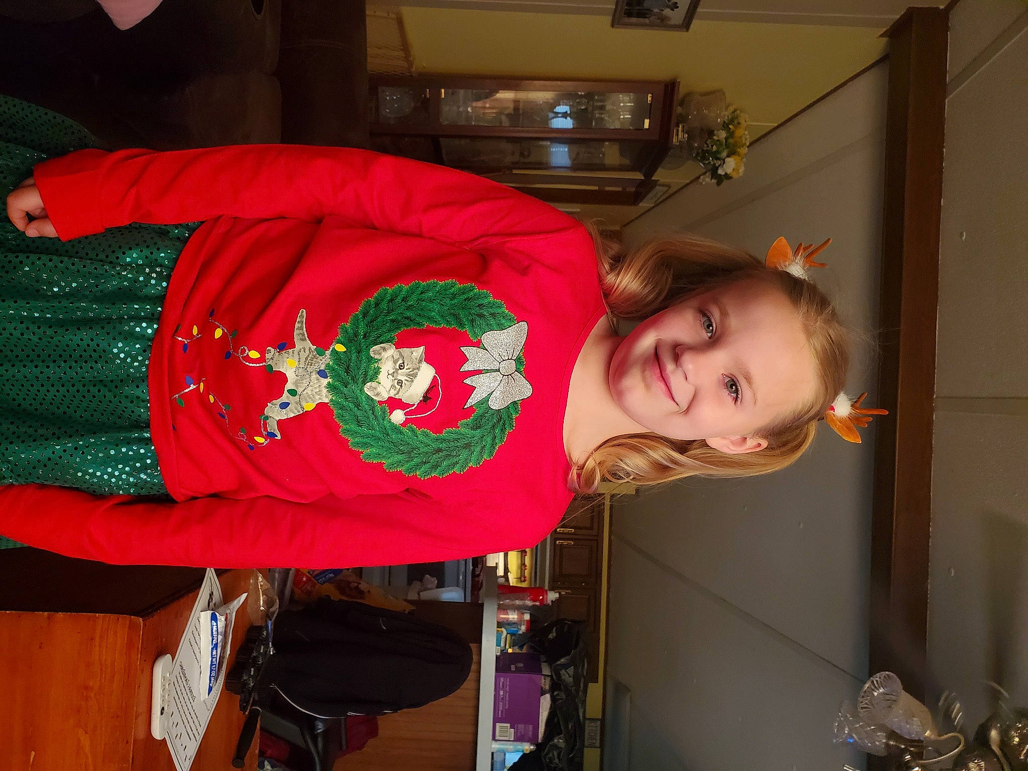 Kailynn is registered to the contest to win money with this photo: active_shirt, carmine, elbow, event, fun, happy, holiday, joy, person, room, sleeve, smile, t_shirt, throat, toddler, wrist