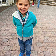 Leo participe au concours pour gagner de l'argent avec cette photo :