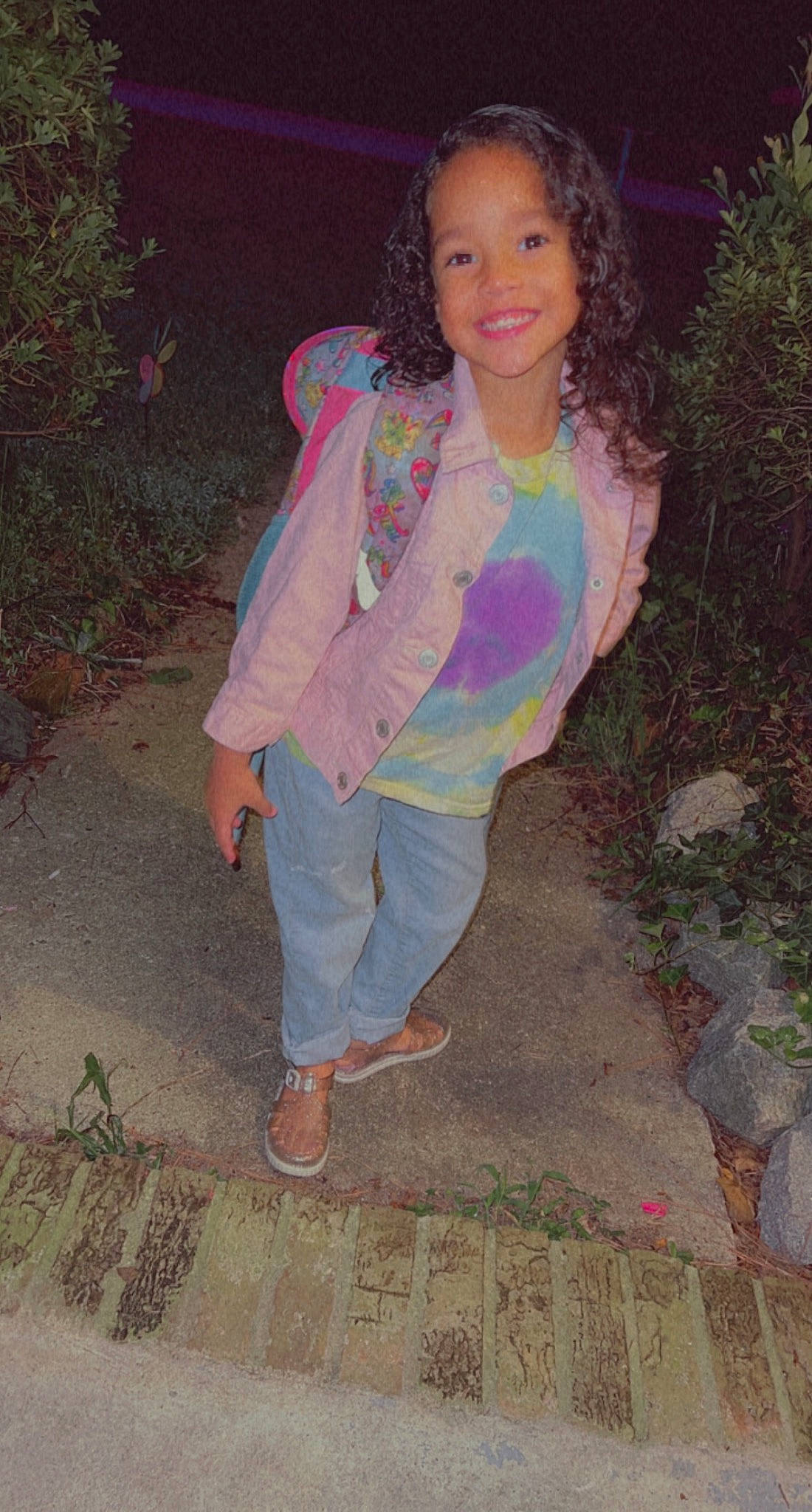 Derihanna is registered to the contest to win money with this photo: barefoot, beauty, child, denim, fun, grass, happy, joy, pattern, people_in_nature, person, plant, sleeve, smile, soil, t_shirt, toddler, vacation