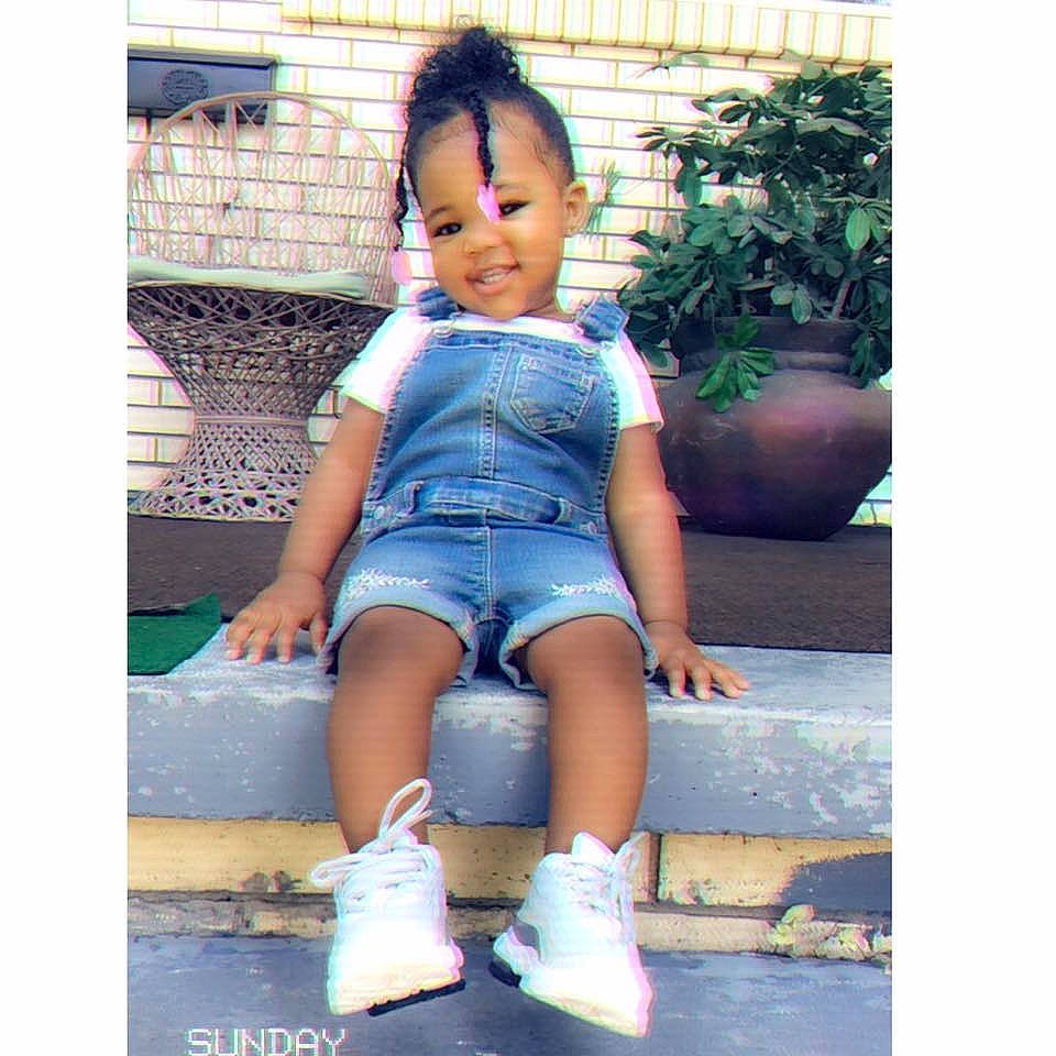 Lailah is registered to the contest to win money with this photo: beauty, child, child_model, denim, footwear, happy, jeans, joy, leg, person, play, sandal, shoe, shorts, sitting, snapshot, summer, toddler