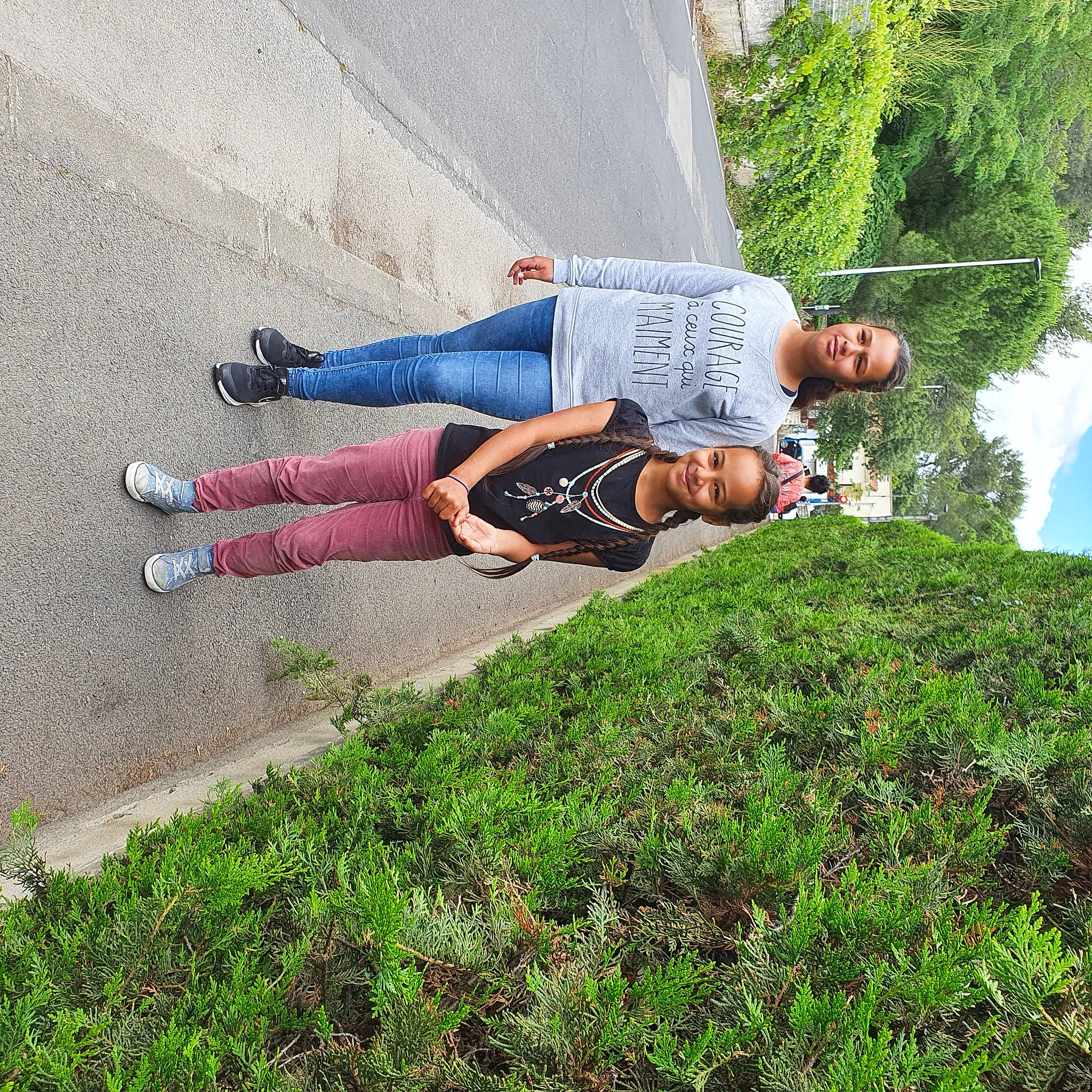 Seyon a rejoint le concours — aidez-le/la à gagner de superbes lots ! fun, grass, joy, leisure, person, photography, plant, tree, vacation