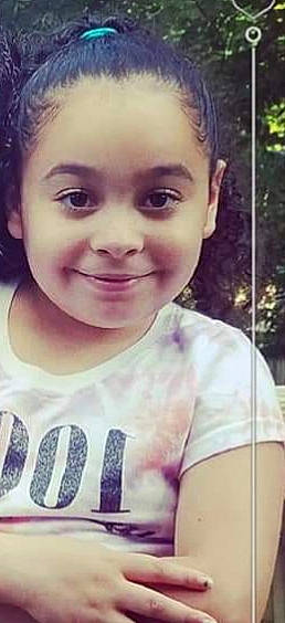 Makayla is registered to the contest to win money with this photo: beauty, cheek, child, chin, cool, eye, eyebrow, face, facial_expression, forehead, hair, happy, head, joy, lip, nose, person, photography, selfie, skin