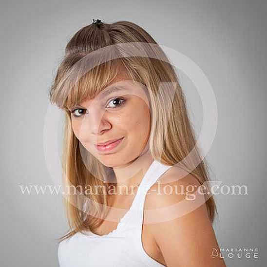 Léa participe au concours pour gagner de l'argent avec cette photo :