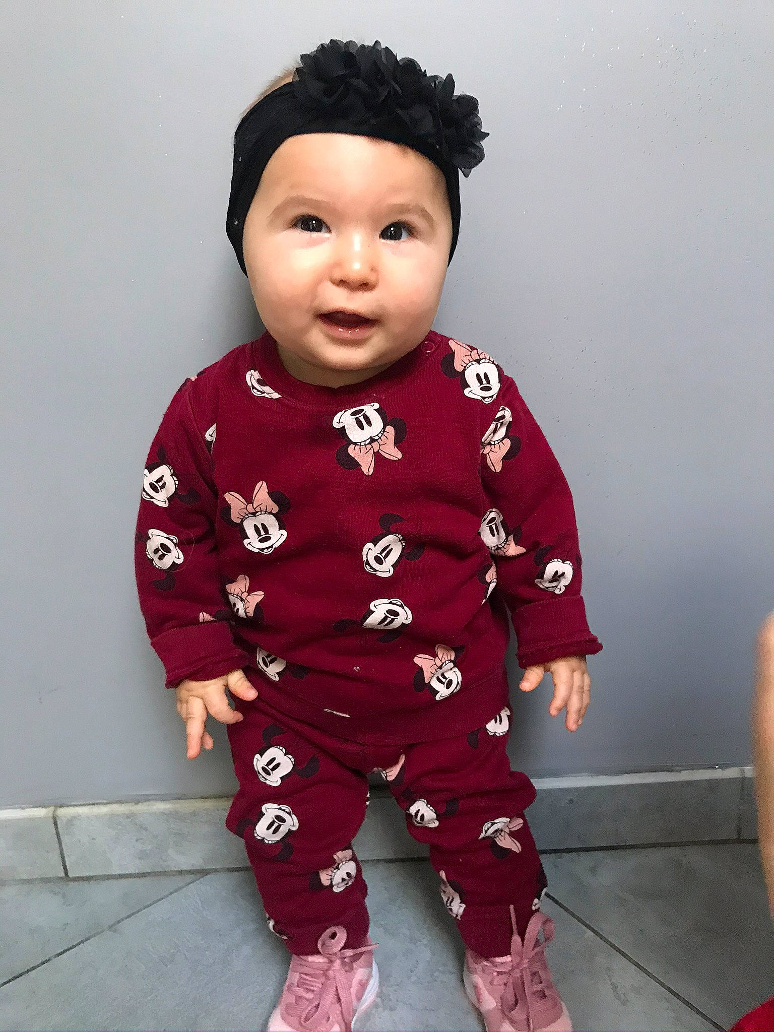 Milana a rejoint le concours — aidez-le/la à gagner de superbes lots ! baby, cheek, child, clothing, head, pajamas, person, skin, sleeve, toddler