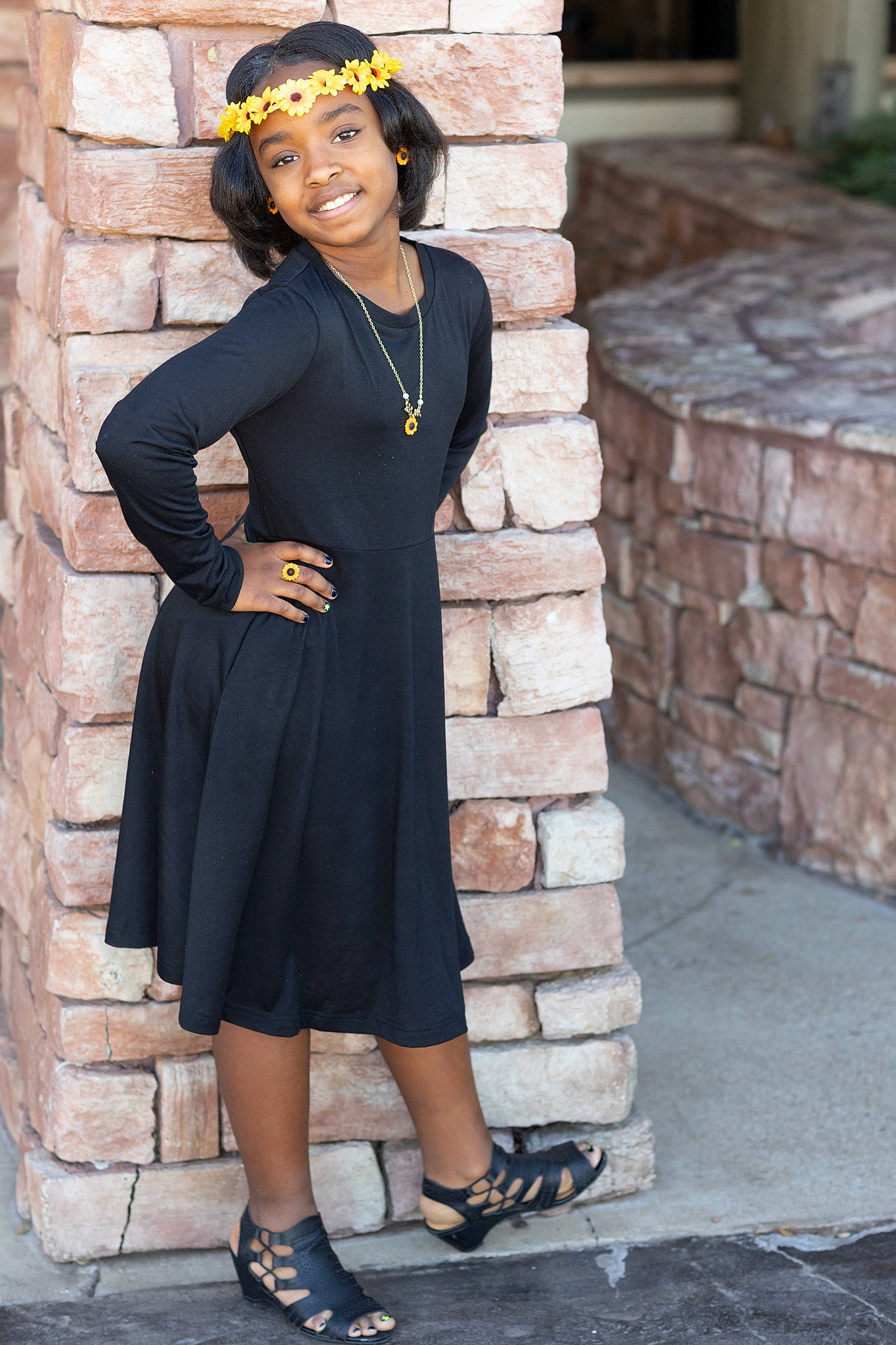 Amaunie joined the competition — help win amazing prizes! blazer, cool, dress, electric_blue, eyewear, face, fashion_design, formal_wear, glasses, hairstyle, jewellery, joy, neck, necklace, outerwear, person, shoulder, sleeve, smile, snapshot