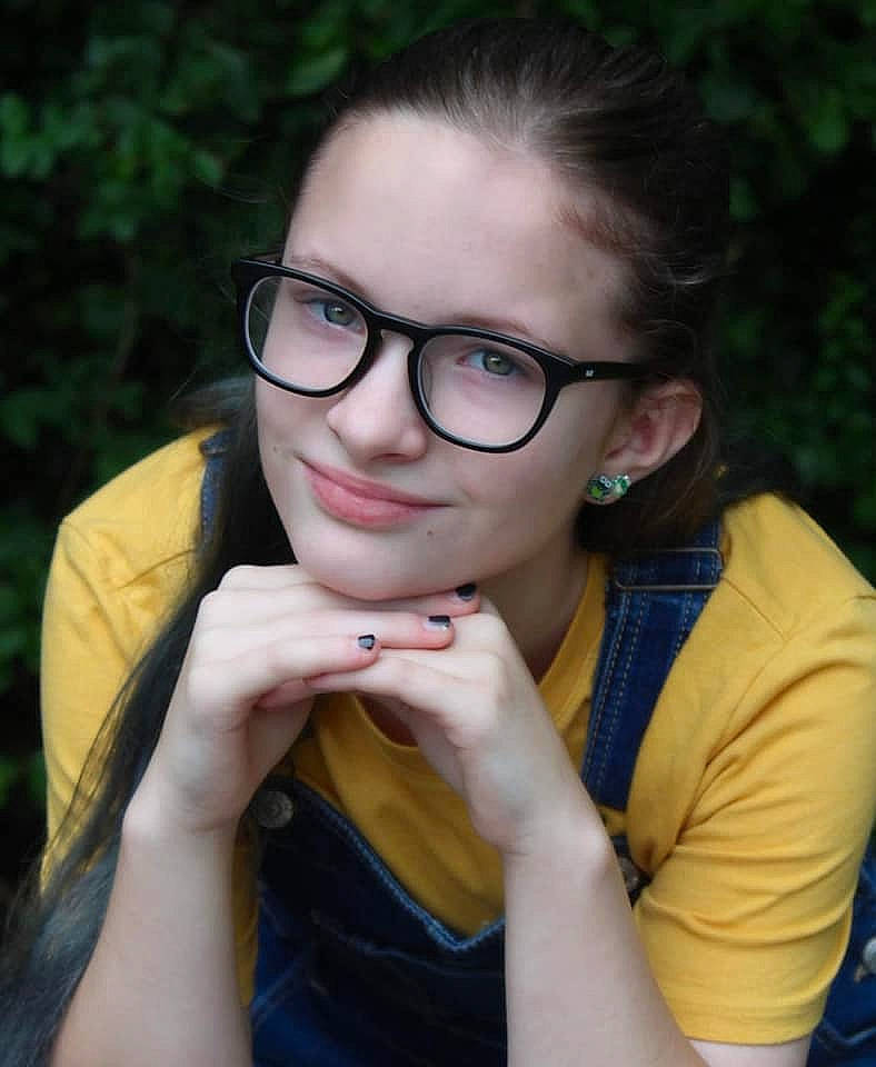 Bindi joined the competition — help win amazing prizes! black_hair, chin, cool, eyebrow, eyelash, eyewear, finger, flash_photography, forehead, gesture, glasses, hand, happy, joy, lip, nose, person, shoulder, skin, smile