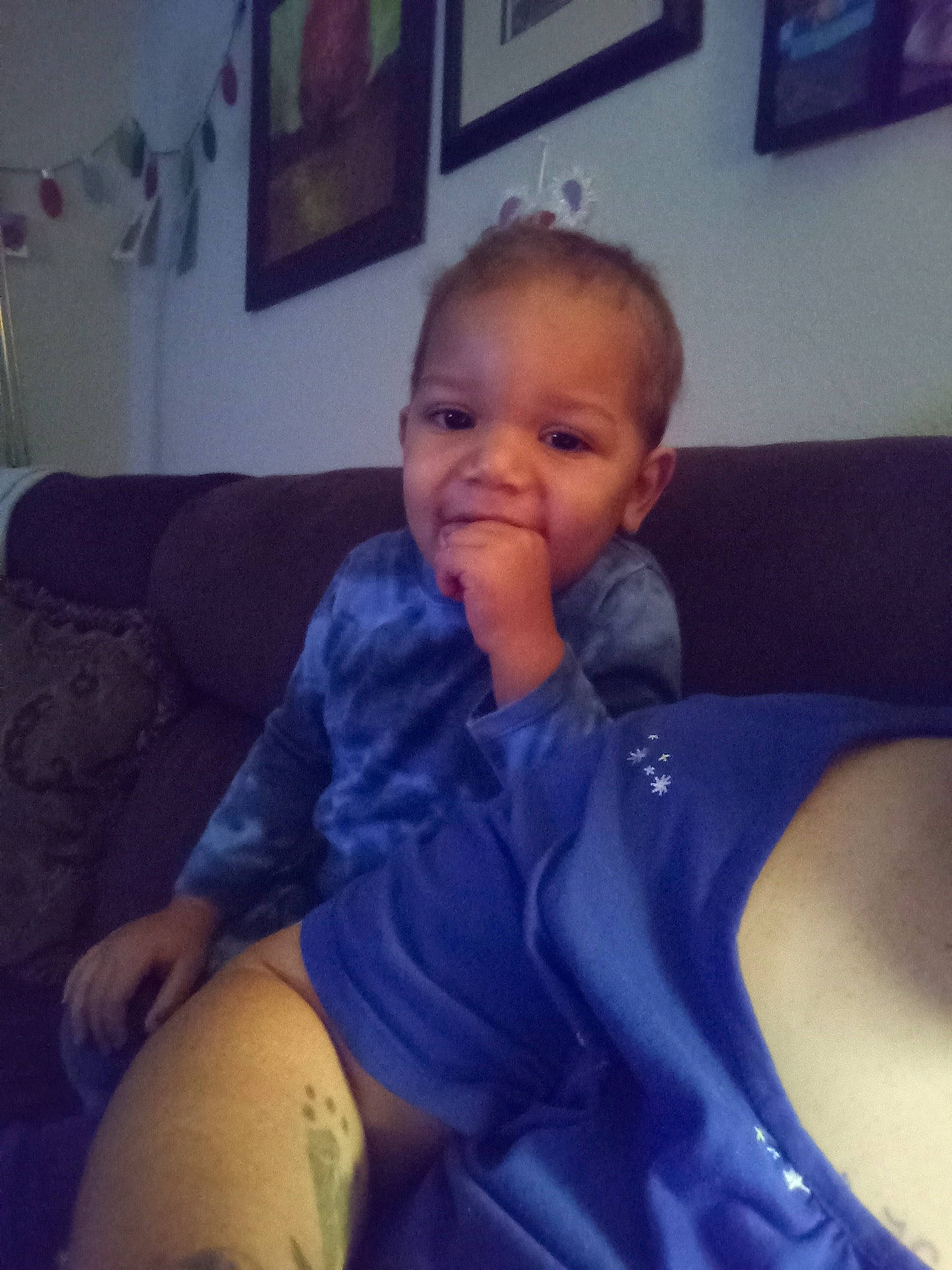 Kamden is registered to the contest to win money with this photo: child, cloud, comfort, cool, couch, electric_blue, fun, hairstyle, happy, head, human_leg, lap, mouth, neck, person, picture_frame, sitting, t_shirt, thigh, thumb