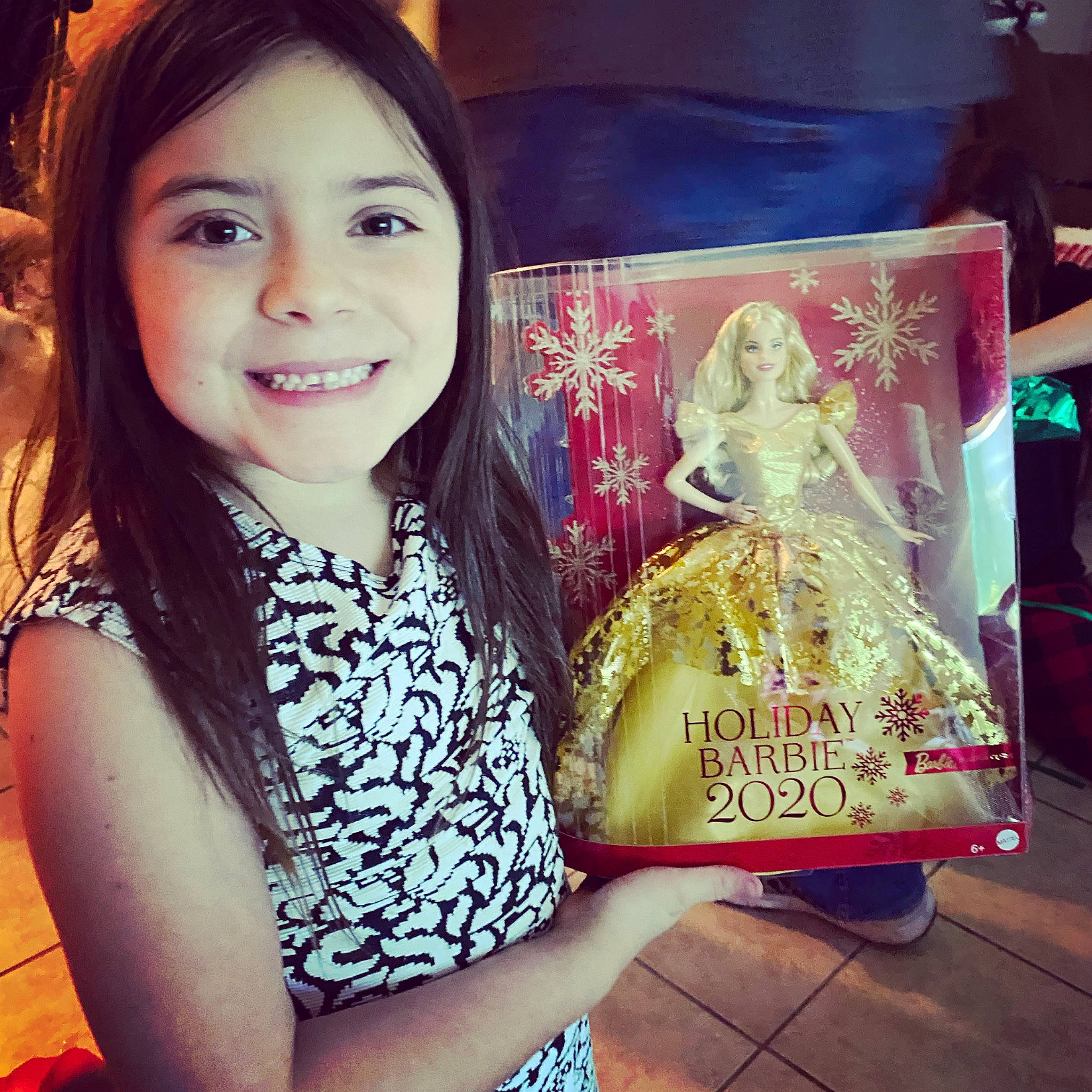 Allie is registered to the contest to win money with this photo: brown_hair, child, comfort_food, convenience_food, cool, drink, electronic_device, facial_expression, happy, joy, junk_food, liqueur, long_hair, material_property, metal, morning, person, smile, square, sweetness