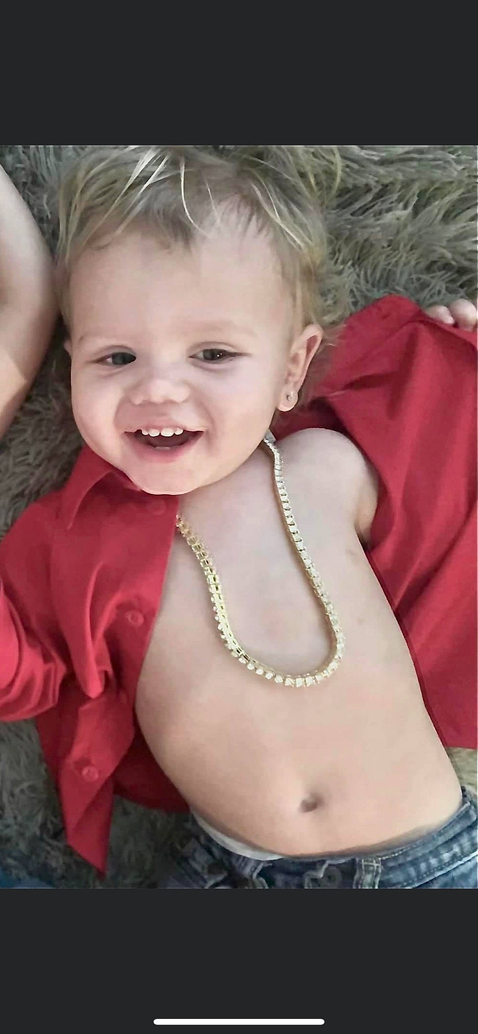 Zyair joined the competition — help win amazing prizes! cheek, chin, facial_expression, flash_photography, gesture, hair, hairstyle, hand, happy, head, human_body, iris, joy, lip, neck, person, photograph, pink, skin, smile