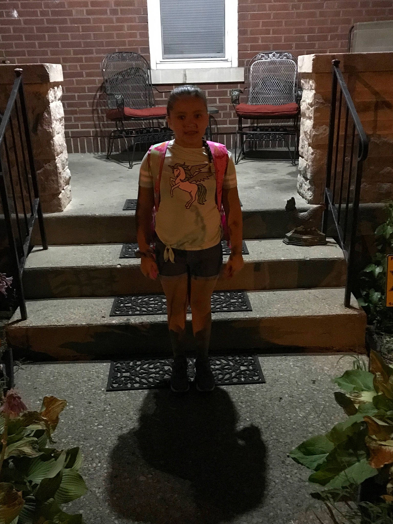 Kaylea is registered to the contest to win money with this photo: courtyard, leg, person, temple