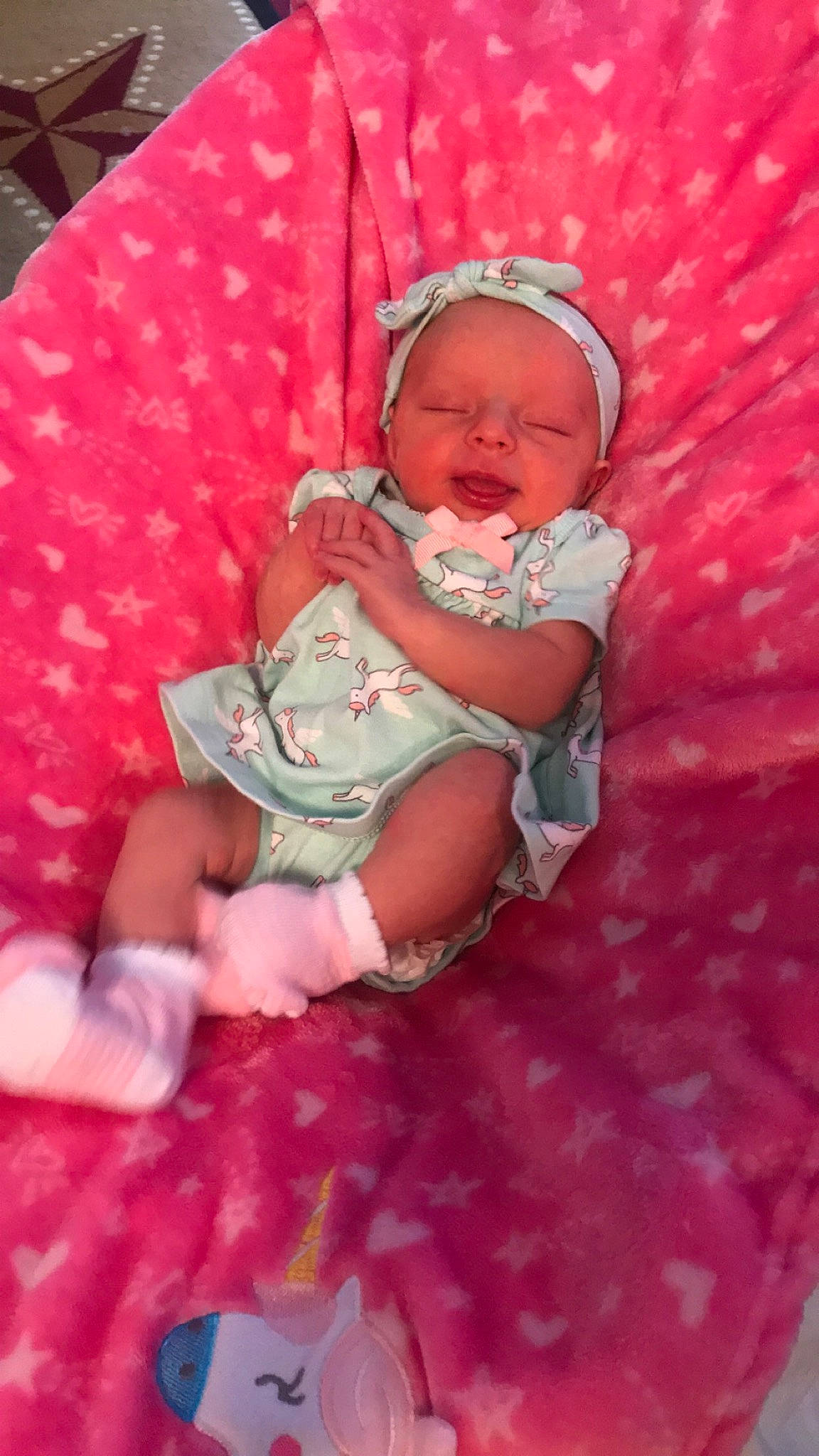 Akira is registered to the contest to win money with this photo: baby, baby_products, birth, child, person, pink, skin, smile, toddler