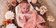Alessia Canzonieri a rejoint le concours — aidez-le/la à gagner de superbes lots ! newborn, baby, infant, wrapped, blanket, headband, flower, wreath, pastel, soft, sleepy, cute, portrait, studio, decor, pink, peach, resting, peaceful, toddler