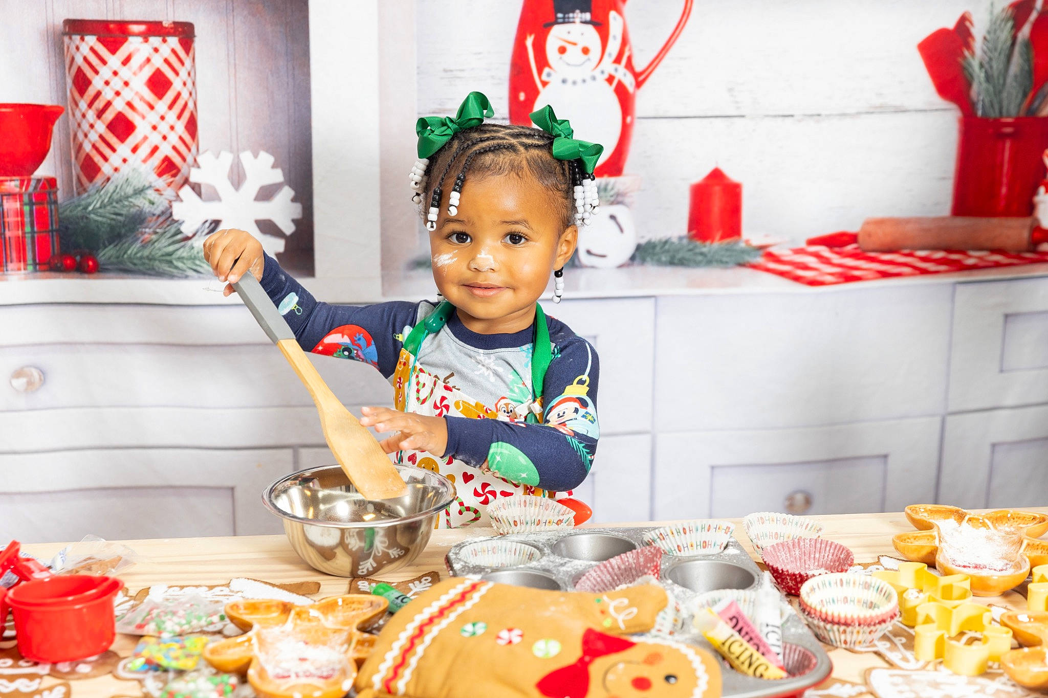 Milani is registered to the contest to win money with this photo: baking, birthday_party, cabinetry, child, comfort_food, cooking, cuisine, drawer, event, food, happy, holiday, joy, junk_food, meal, orange, person, smile, sweetness, tableware