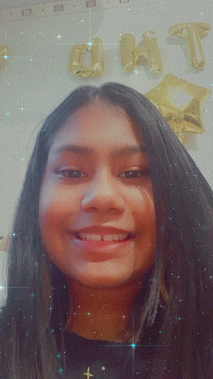 Kylie participe au concours pour gagner de l'argent avec cette photo : black_hair, cheek, chin, cool, eyebrow, eyelash, forehead, fun, hair, hairstyle, happy, iris, jaw, joy, layered_hair, lip, mouth, nose, person, skin