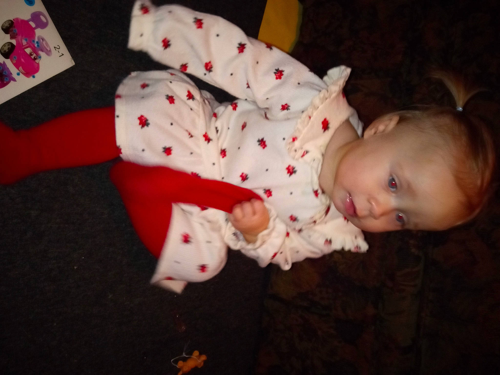 Nova is registered to the contest to win money with this photo: baby, baby_toddler_clothing, carmine, child, comfort, event, pattern, person, room, sitting, sleeve, toddler