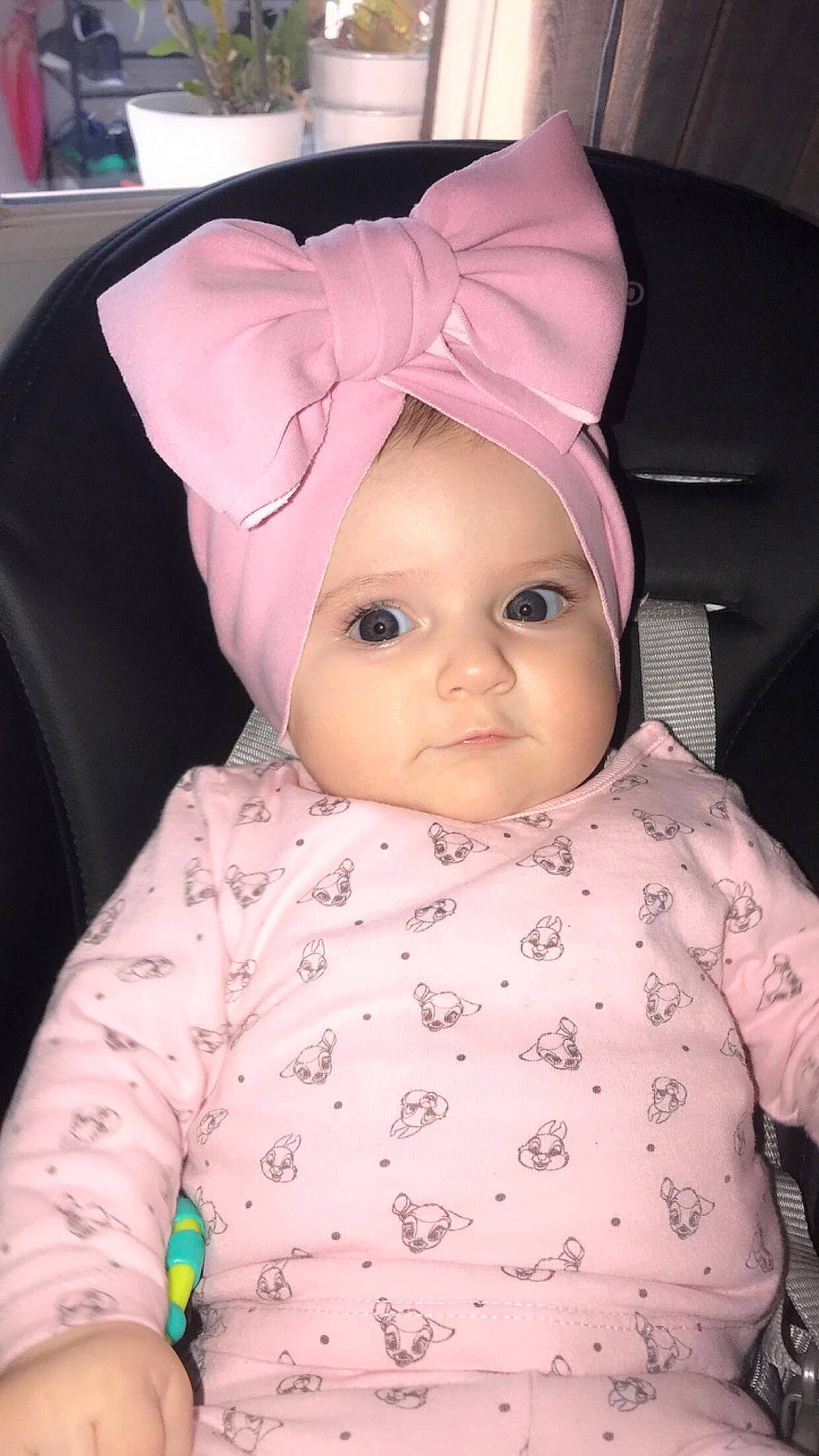 Wendy a rejoint le concours — aidez-le/la à gagner de superbes lots ! baby, baby_toddler_clothing, cap, cheek, chin, comfort, eye, eyebrow, eyelash, face, head, headgear, headwear, iris, lip, mouth, nose, person, pink, skin