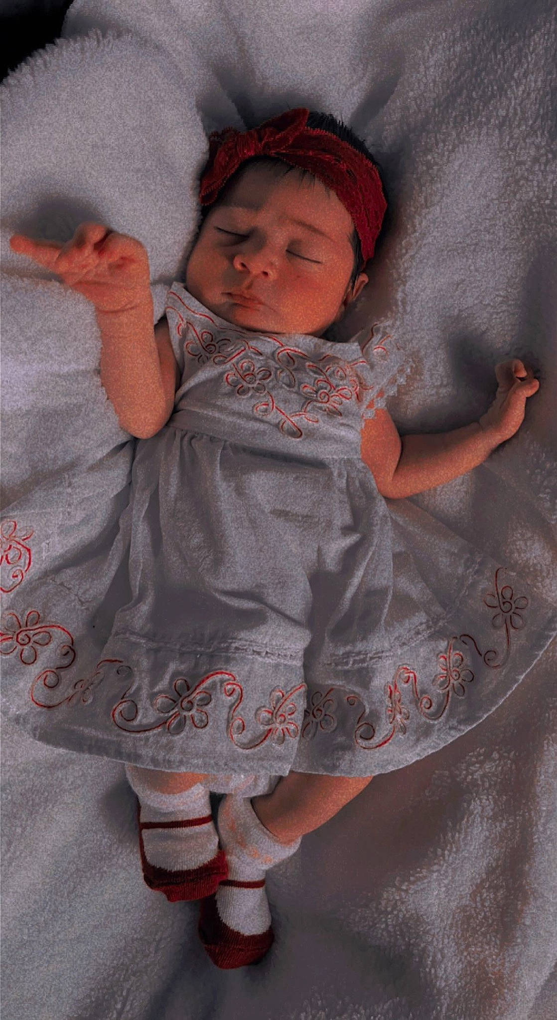 Mabel is registered to the contest to win money with this photo: baby, baby_toddler_clothing, cheek, comfort, dress, finger, gesture, hair, hairstyle, happy, head, human_body, joint, leg, mouth, nose, person, pink, skin, sleeve