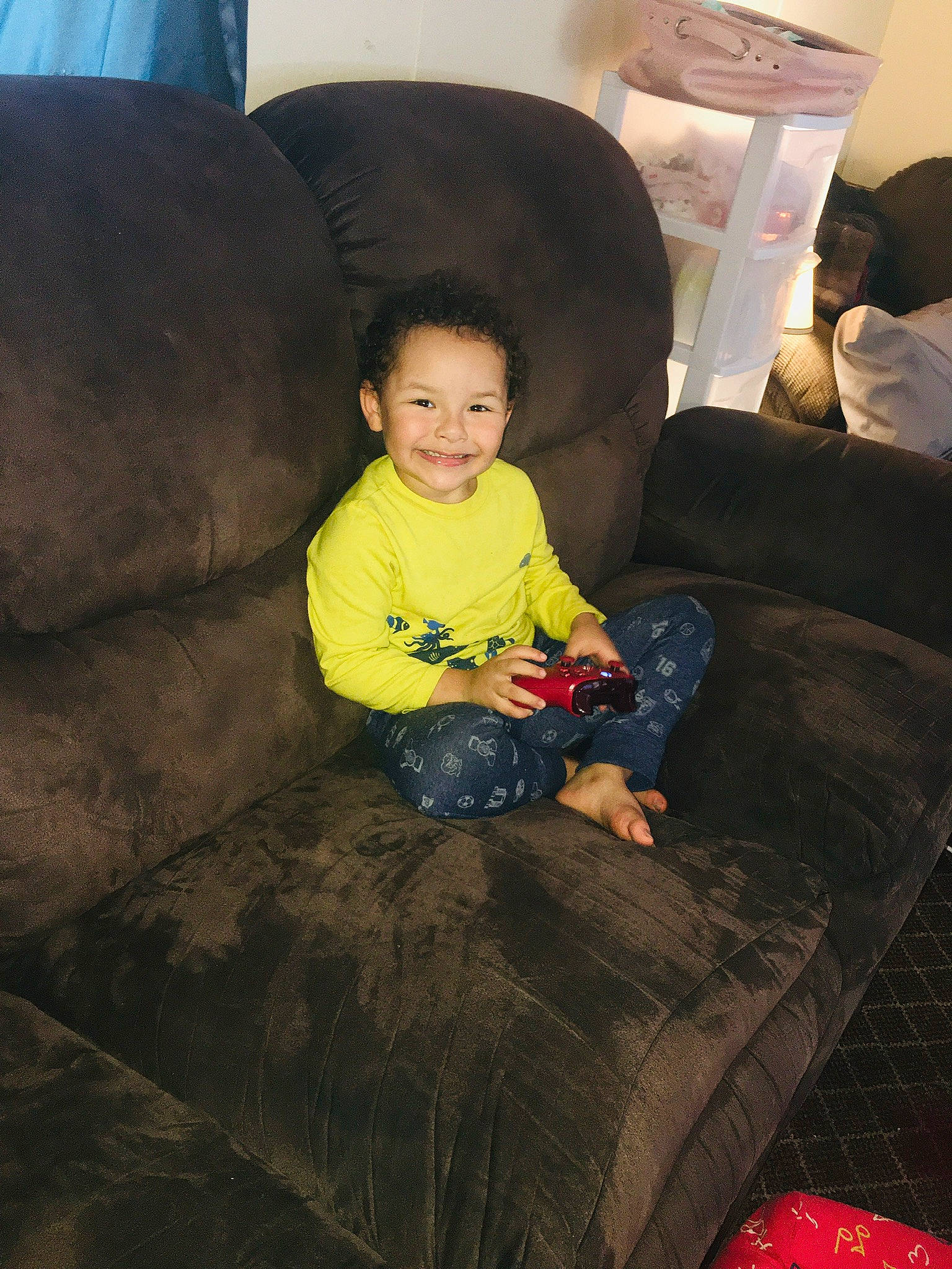 Hunter joined the competition — help win amazing prizes! aerospace_engineering, aerospace_manufacturer, air_travel, aircraft, aircraft_cabin, airline, car_seat, comfort, head_restraint, joy, lap, living_room, person, play, service, sitting, toddler