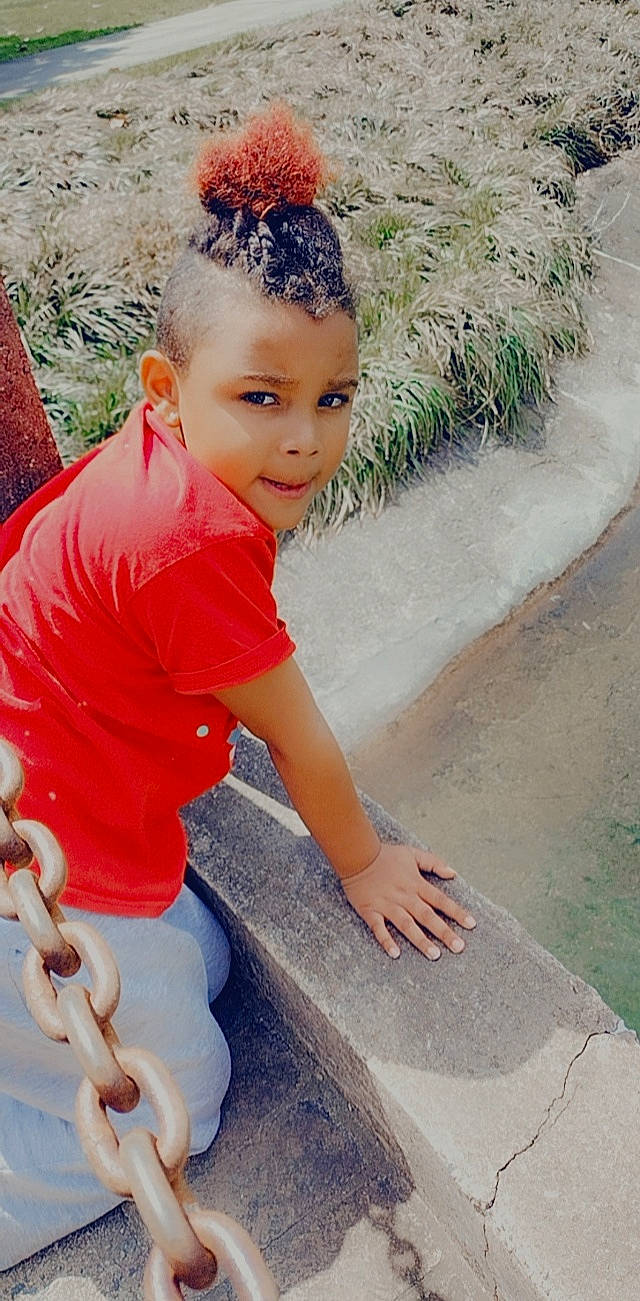 James joined the competition — help win amazing prizes! child, cool, fashion_accessory, fun, grass, hairstyle, happy, headband, headpiece, human_leg, jewellery, leisure, people_in_nature, person, plant, recreation, sitting, smile, soil, standing