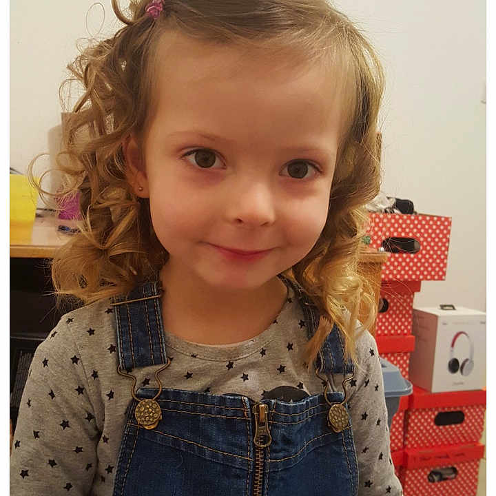 Lucie a rejoint le concours — aidez-le/la à gagner de superbes lots !