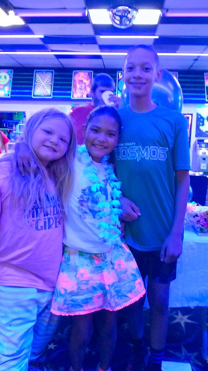 Heaven joined the competition — help win amazing prizes! blue, electric_blue, entertainment, event, fun, happy, joy, leisure, magenta, party, performance, person, pink, purple, recreation, shorts, smile, sportswear, standing, t_shirt