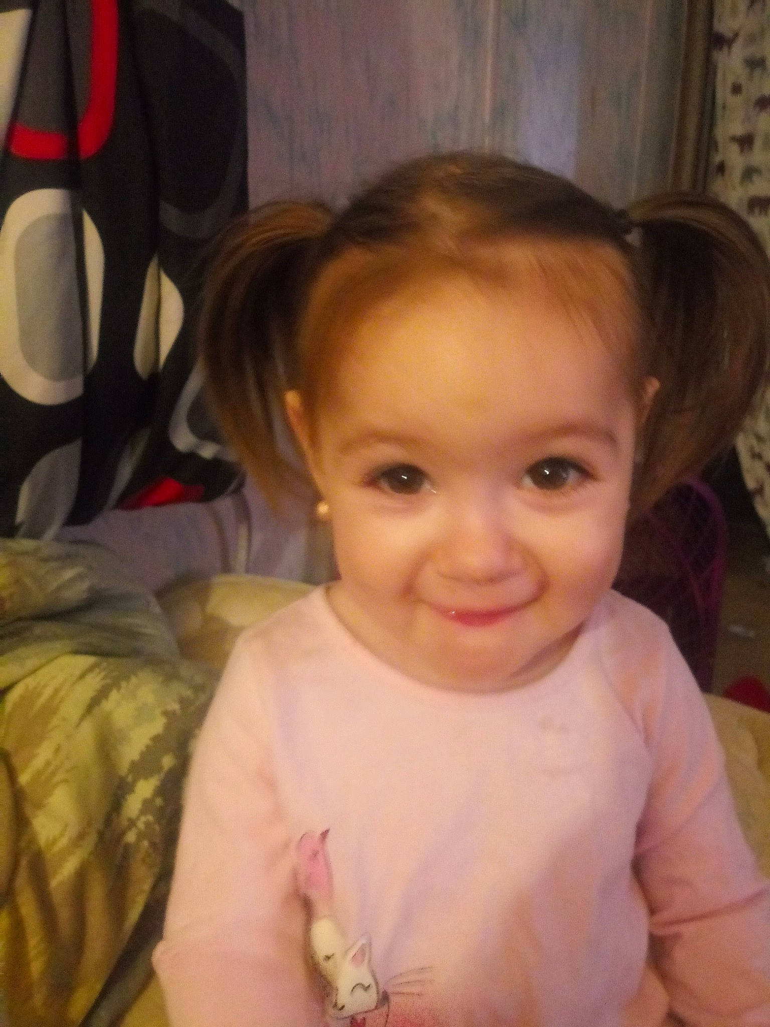 Leeann joined the competition — help win amazing prizes! arm, cheek, chin, ear, eye, eyebrow, facial_expression, gesture, hairstyle, happy, iris, joy, lip, mammal, mouth, nose, organ, person, skin, smile