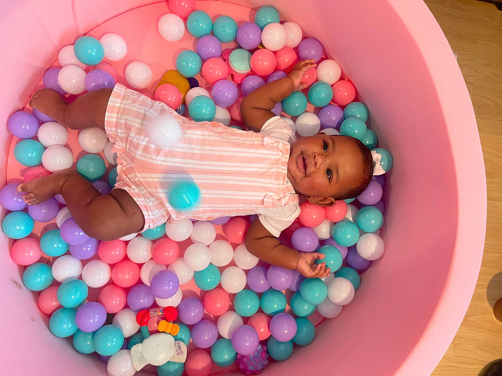 Ira is registered to the contest to win money with this photo: art, baby, baked_goods, baking, cake_decorating_supply, circle, comfort_food, confectionery, cuisine, dessert, easter, event, food, food_additive, icing, ingredient, person, recipe, snack, sugar_cake