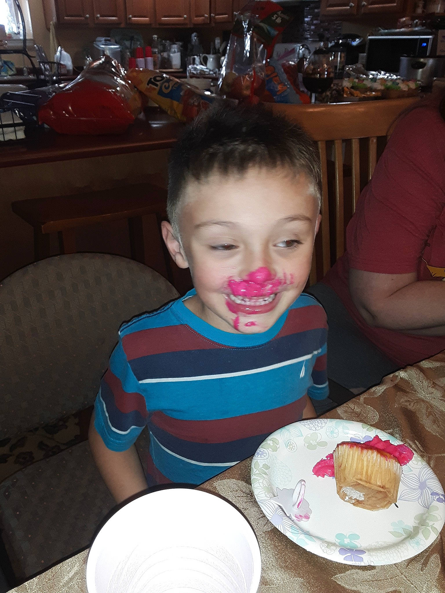 Eden is registered to the contest to win money with this photo: baked_goods, baking, birthday, breakfast, brunch, buttercream, cake, child, cream, cuisine, cup, dessert, dish, eating, food, icing, joy, meal, person, sweetness