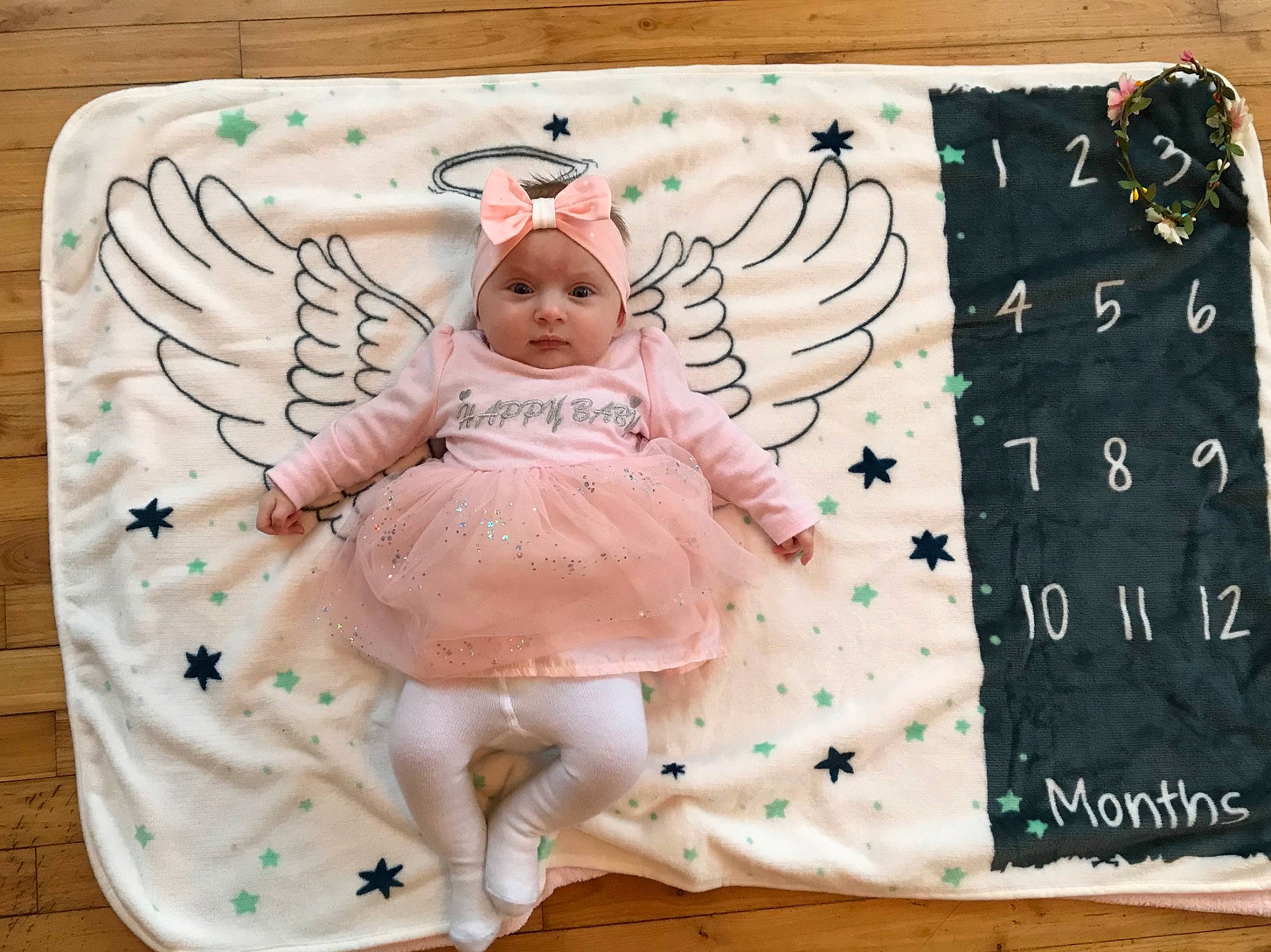 Layanna participe au concours pour gagner de l'argent avec cette photo : baby, baked_goods, birthday_cake, buttercream, cake, cake_decorating, dessert, fictional_character, food, person, pink, torte