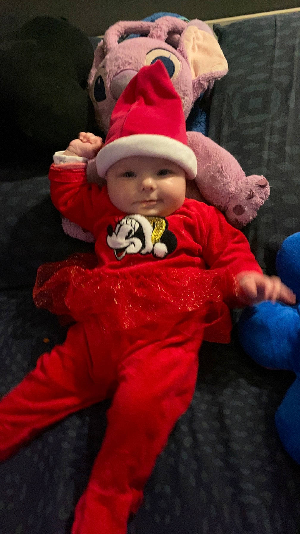 Calista participe au concours pour gagner de l'argent avec cette photo : baby, baby_toddler_clothing, cap, child, costume_hat, event, fictional_character, fun, fur, happy, hat, headgear, headwear, human_body, person, pink, purple, sleeve, stuffed_toy, toddler