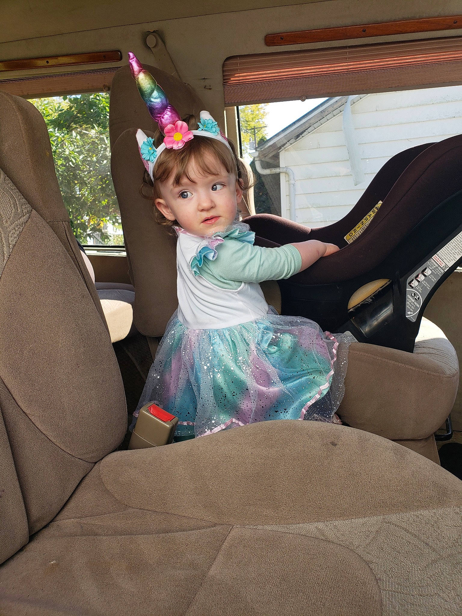Bobbi Sue is registered to the contest to win money with this photo: auto_part, car, car_seat, child, family_car, person, sitting, toddler