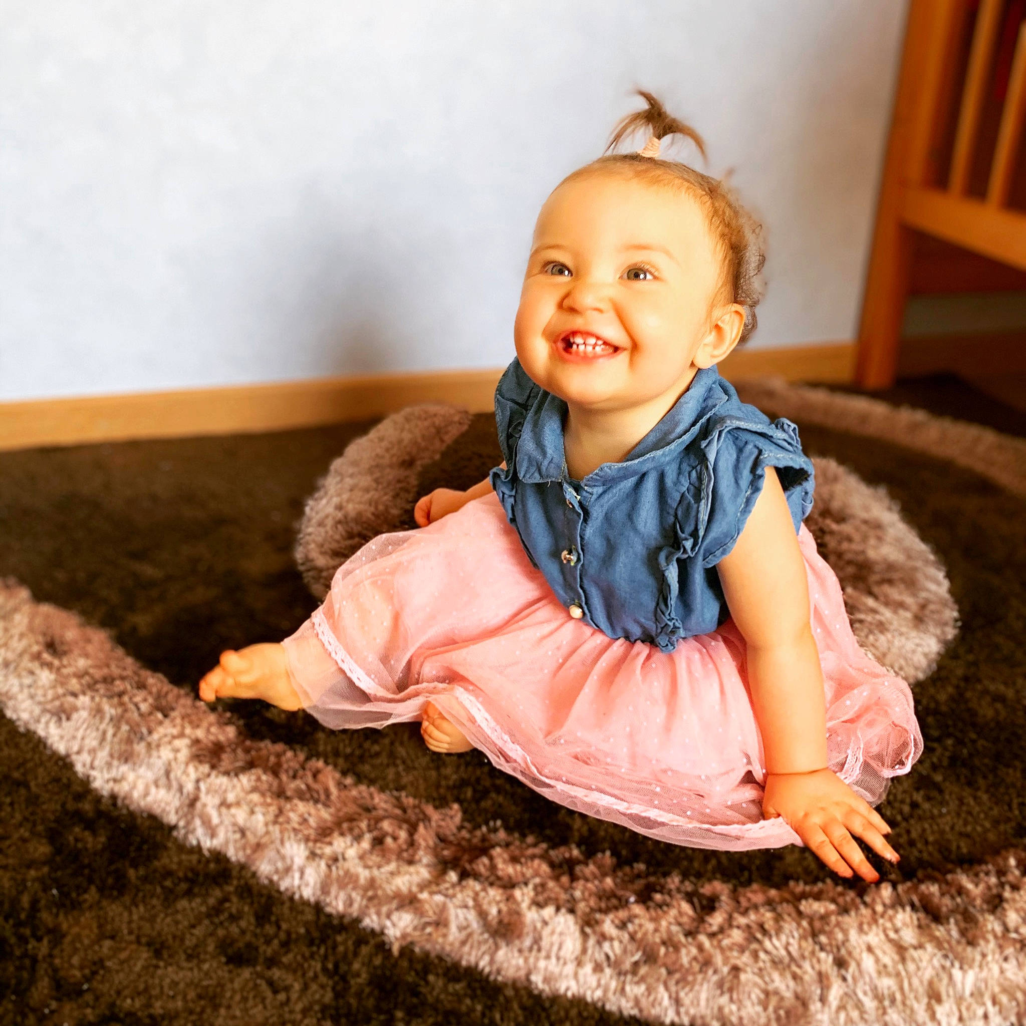 Iryna participe au concours pour gagner de l'argent avec cette photo : baby, baby_toddler_clothing, cheek, child, child_model, ear, face, fur, furniture, happy, head, joy, outerwear, person, photograph, photography, play, portrait_photography, sitting, skin