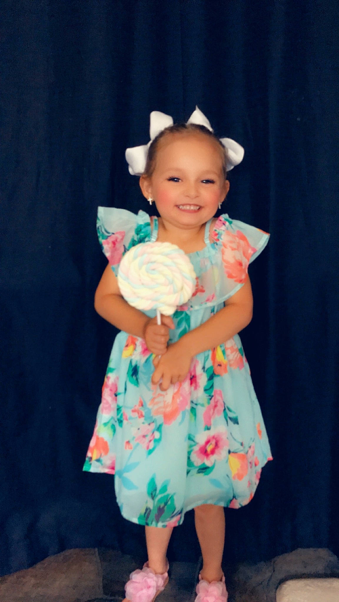 Alyssia is registered to the contest to win money with this photo: baby, child, child_model, dress, hair_accessory, happy, joy, peach, person, smile, toddler