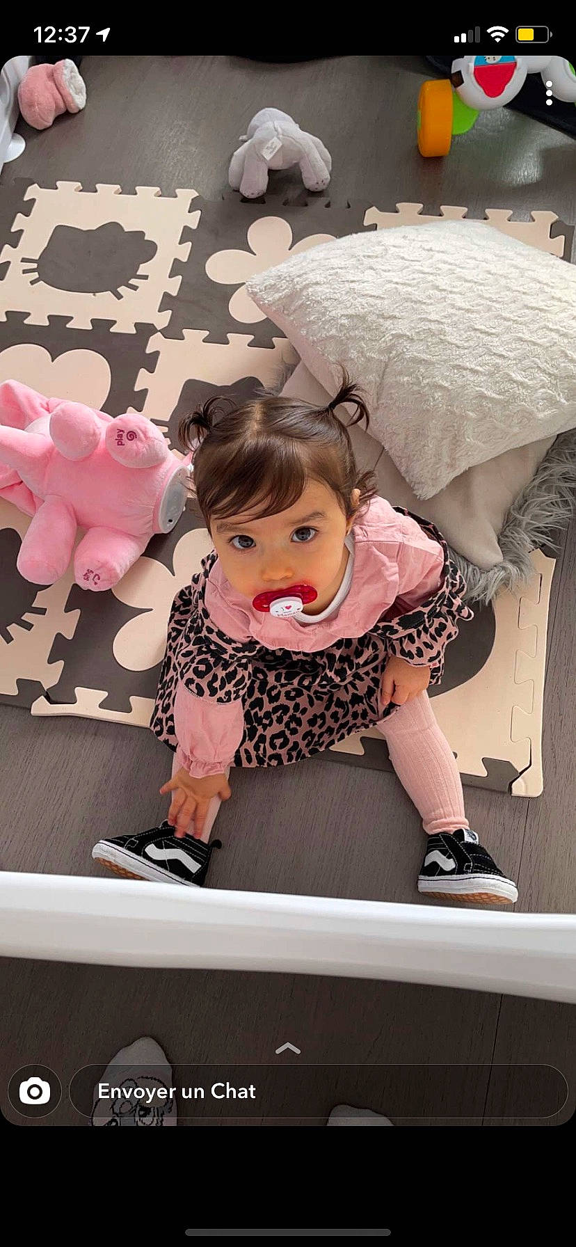 Irina a rejoint le concours — aidez-le/la à gagner de superbes lots ! animal_figure, baby, baby_products, baby_toddler_clothing, baby_toys, linens, livestock, person, pink, sock, toddler, toy, umbrella