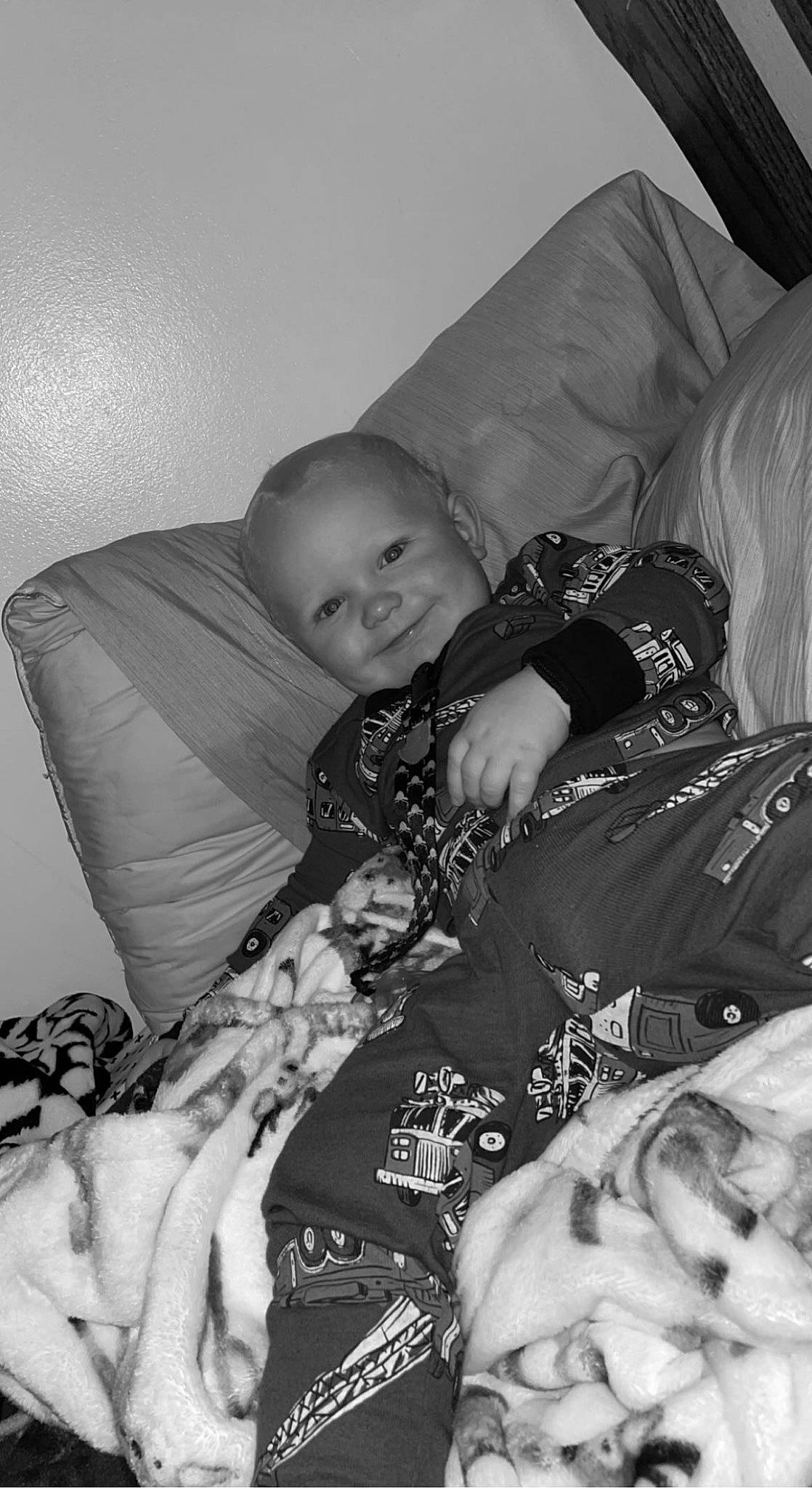 Graesyn joined the competition — help win amazing prizes! baby, black, black_and_white, child, comfort, couch, elbow, hairstyle, hand, happy, human_body, joy, lap, leg, monochrome, monochrome_photography, person, sitting, smile, style