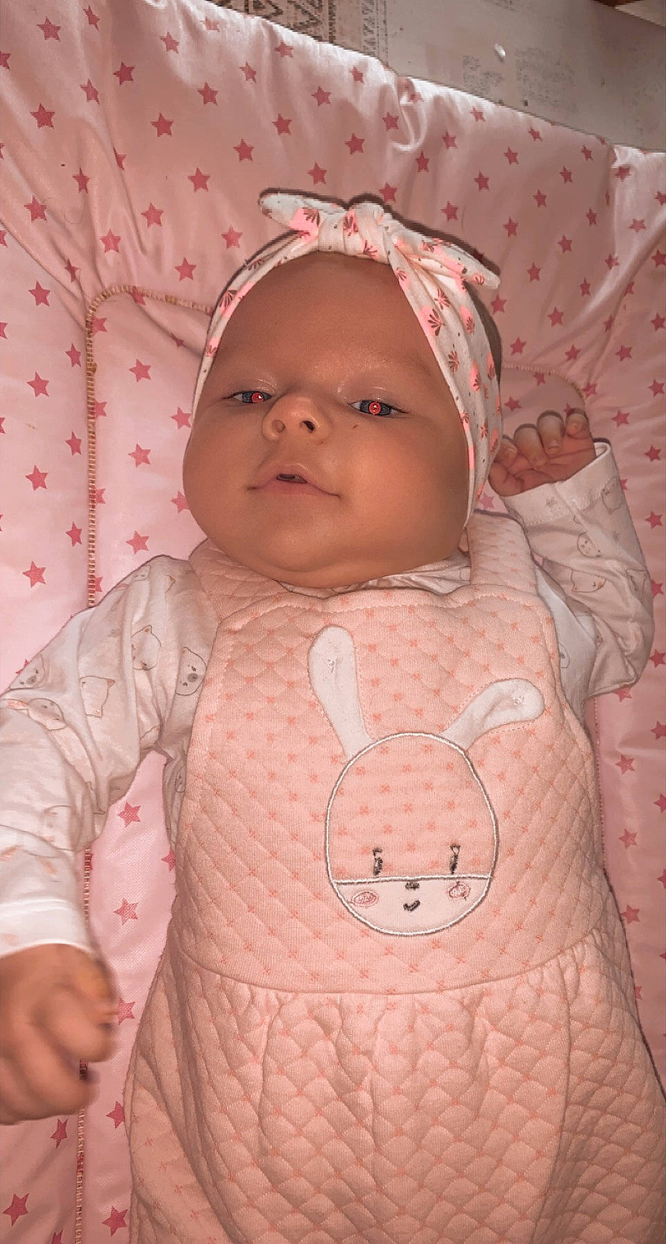 Léna a rejoint le concours — aidez-le/la à gagner de superbes lots ! baby, baby_toddler_clothing, cap, cheek, chin, clothing, happy, head, headgear, headwear, human_body, lip, mouth, nose, outerwear, person, pink, product, skin, sleeve