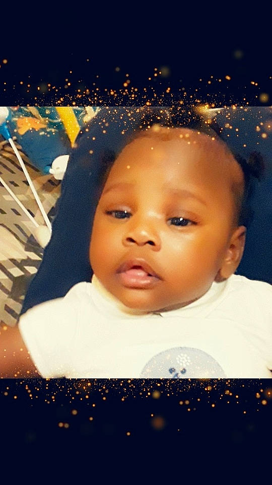 Isis a rejoint le concours — aidez-le/la à gagner de superbes lots ! baby, cheek, child, close_up, eye, face, forehead, head, human, lip, nose, person, photograph, photography, portrait, portrait_photography, skin, sky, smile, snapshot