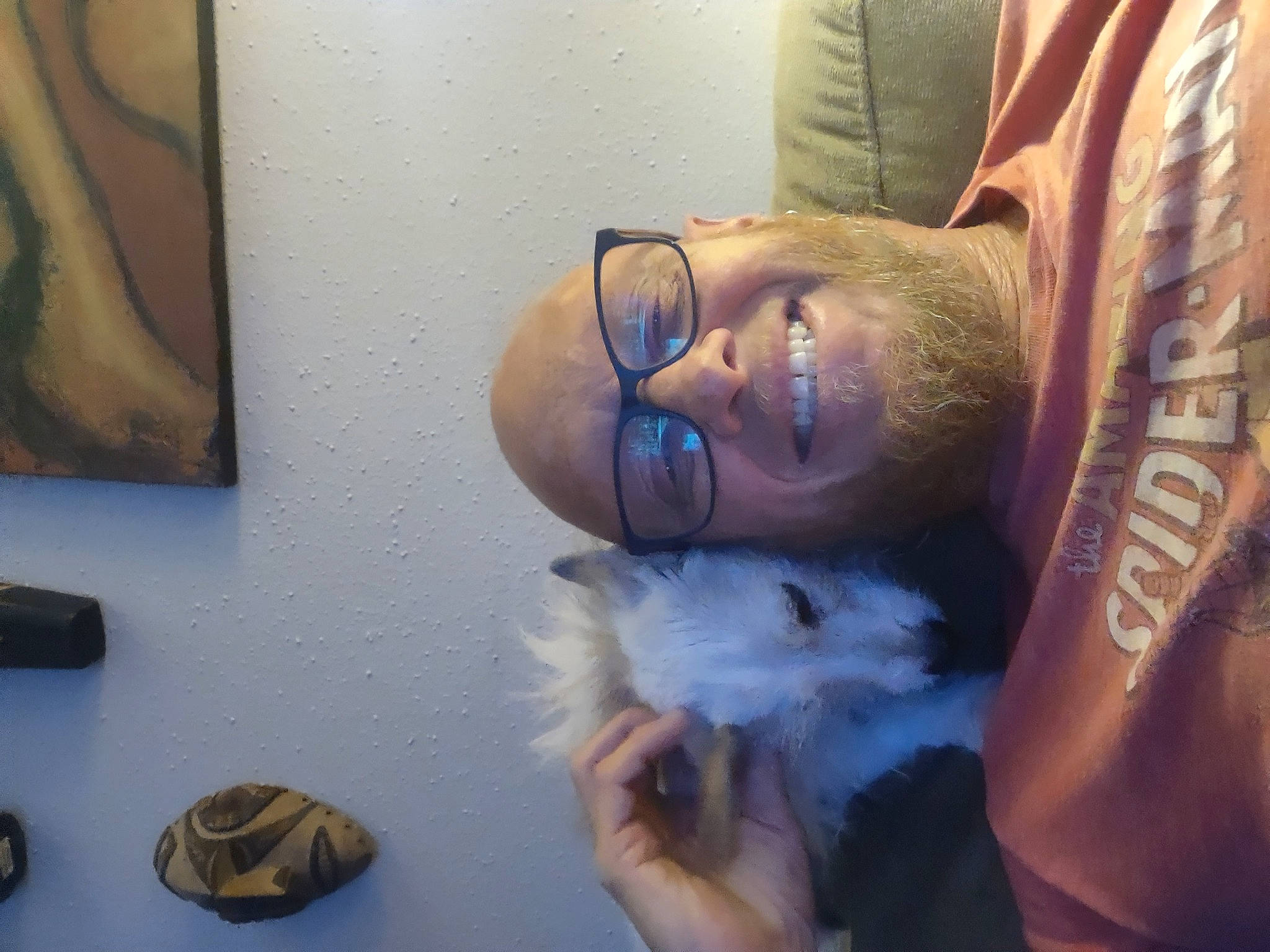 Ellie May is registered to the contest to win money with this photo: art, artist, beard, companion_dog, eyewear, facial_hair, finger, flesh, fun, fur, glasses, hand, mouth, picture_frame, room, selfie, shellfish, smile, vision_care, visual_arts