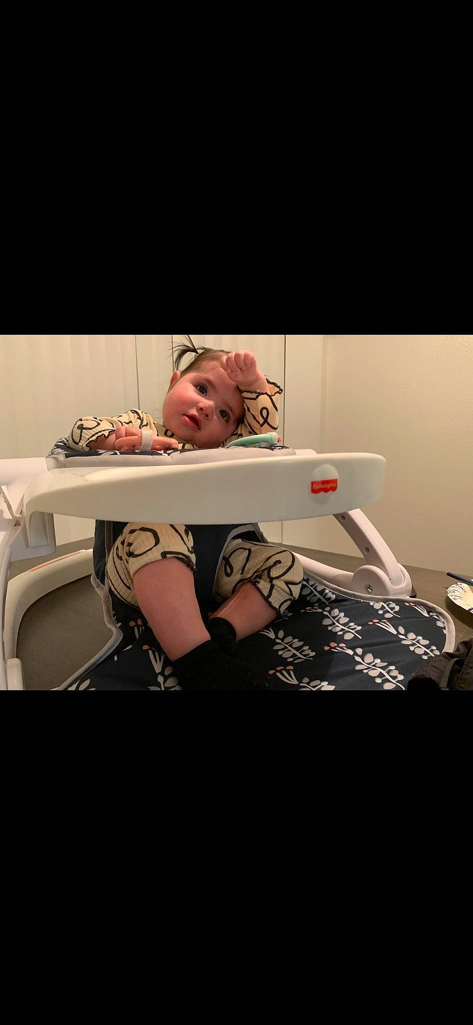 Alayah joined the competition — help win amazing prizes! art, automotive_design, elbow, entertainment, event, eyelash, eyewear, fashion_design, flash_photography, flesh, font, fun, headwear, human_leg, nail, performing_arts, person, room, sitting, t_shirt