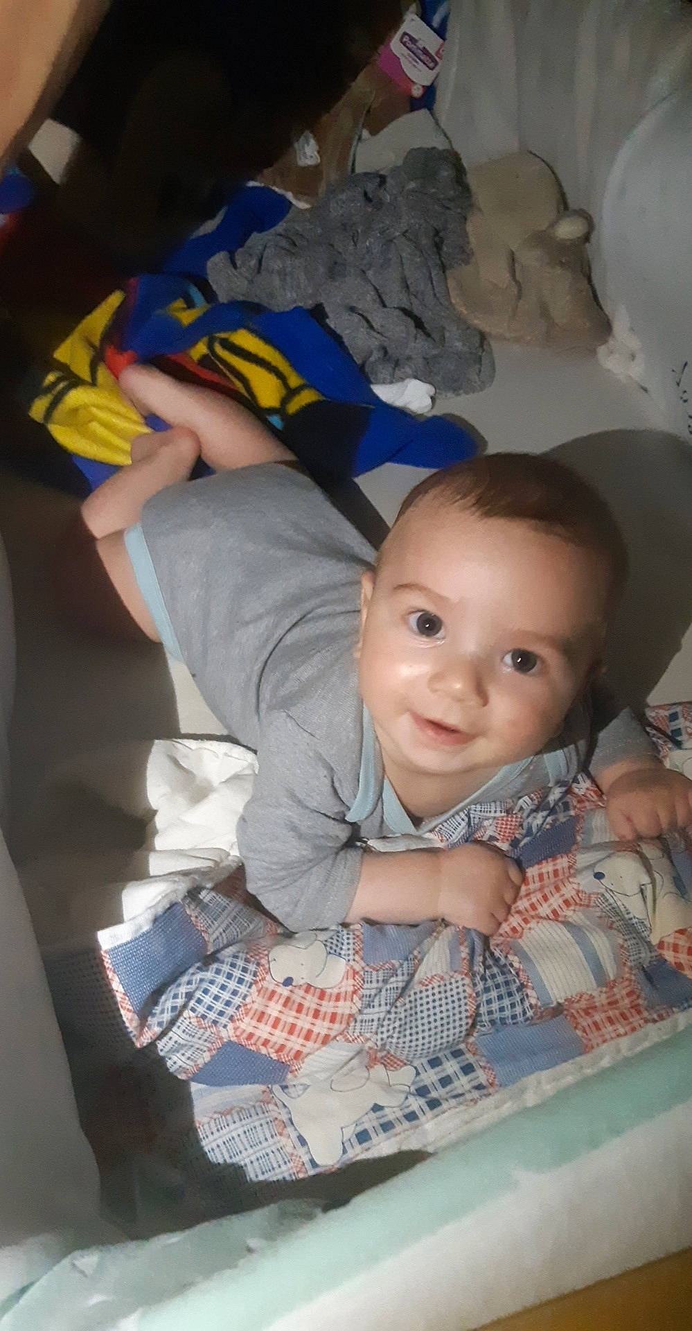 Thibault a rejoint le concours — aidez-le/la à gagner de superbes lots ! baby, child, person, toddler