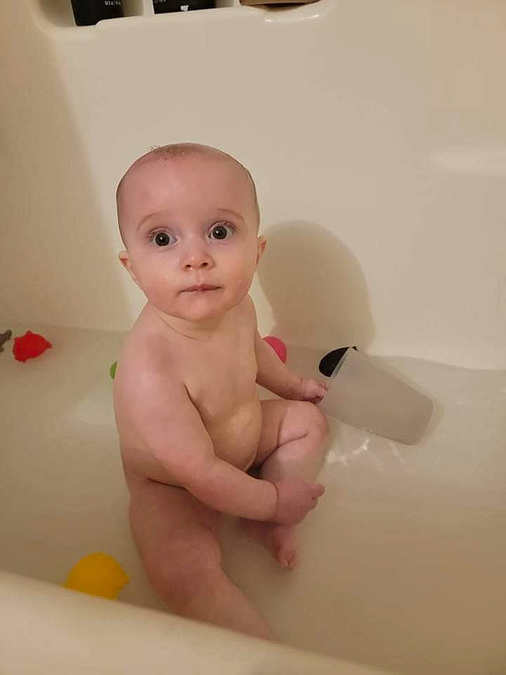 Noah is registered to the contest to win money with this photo: baby, baby_bathing, bathing, bathroom, bathtub, cheek, chest, child, eyelash, facial_expression, finger, flooring, fluid, jaw, nose, person, plumbing, plumbing_fixture, skin, thumb