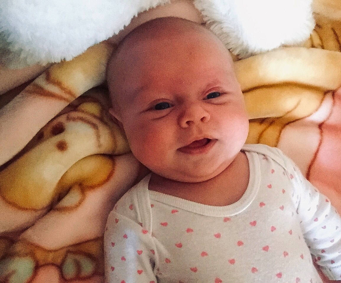 Emy participe au concours pour gagner de l'argent avec cette photo : baby, baby_laughing, baby_making_funny_faces, baby_sleeping, cheek, child, ear, eye, face, facial_expression, happy, head, laugh, lip, mouth, nose, person, skin, smile, toddler