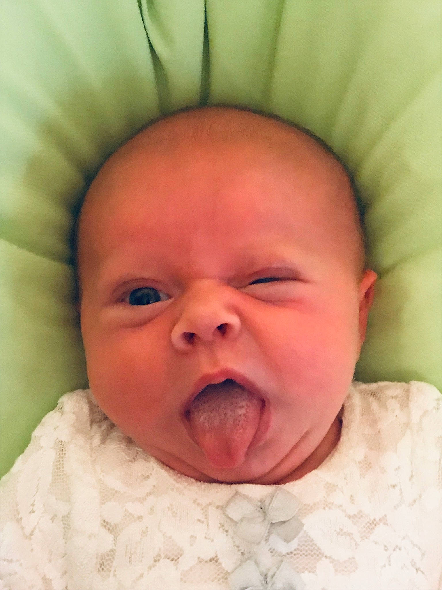 Emy a rejoint le concours — aidez-le/la à gagner de superbes lots ! baby, baby_laughing, baby_making_funny_faces, baby_sleeping, cheek, child, chin, face, facial_expression, forehead, head, jaw, lip, mouth, nose, person, skin, smile, toddler, tongue