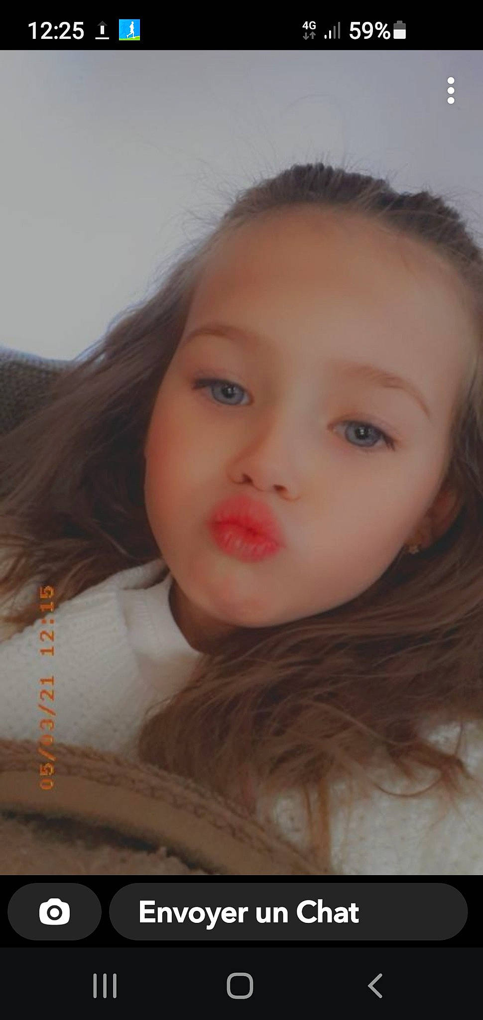 Kelly participe au concours pour gagner de l'argent avec cette photo : beauty, black_hair, cheek, chin, eye, eyebrow, eyelash, flash_photography, forehead, hair, happy, iris, jaw, layered_hair, lip, neck, nose, organ, person, skin