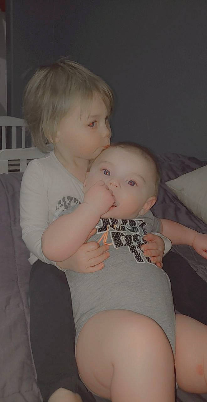 Lonnie joined the competition — help win amazing prizes! arm, baby, baby_toddler_clothing, cheek, chin, eye, eyebrow, facial_expression, gesture, hair, human_body, iris, lip, mouth, neck, nose, person, shoulder, skin, standing