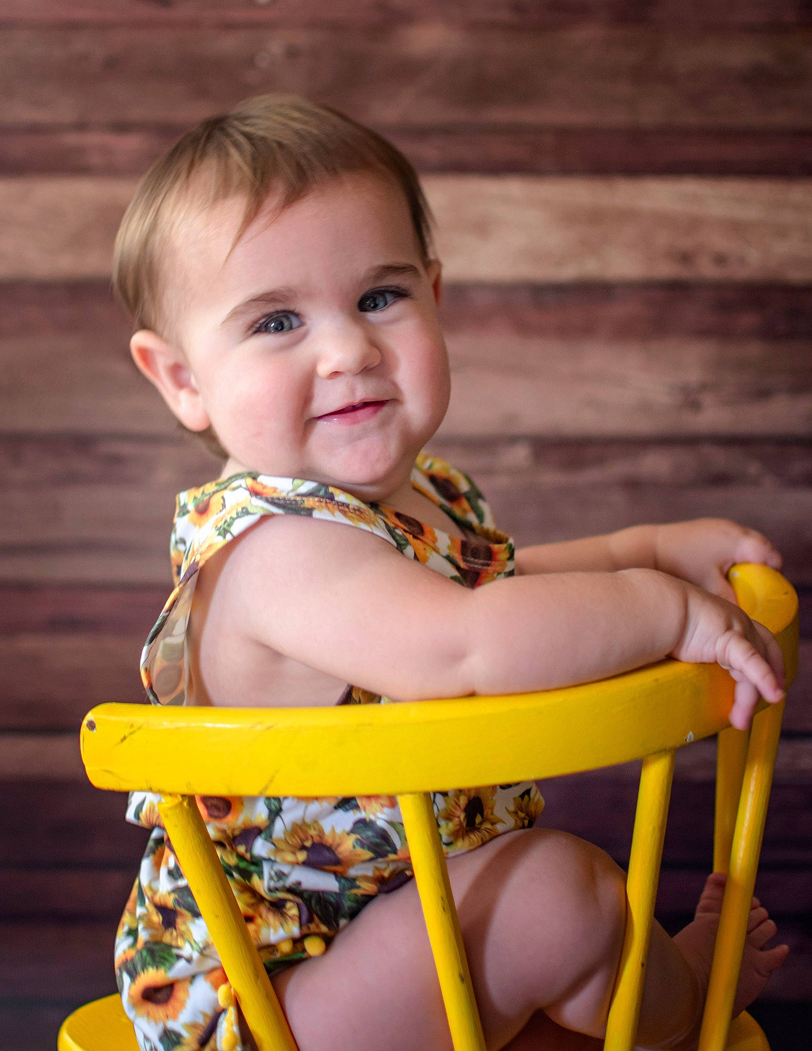 Frankie is registered to the contest to win money with this photo: baby, baby_toddler_clothing, blond, chair, cheek, child, chin, eye, fun, happy, human_leg, iris, joy, leisure, organ, person, sitting, skin, smile, thigh