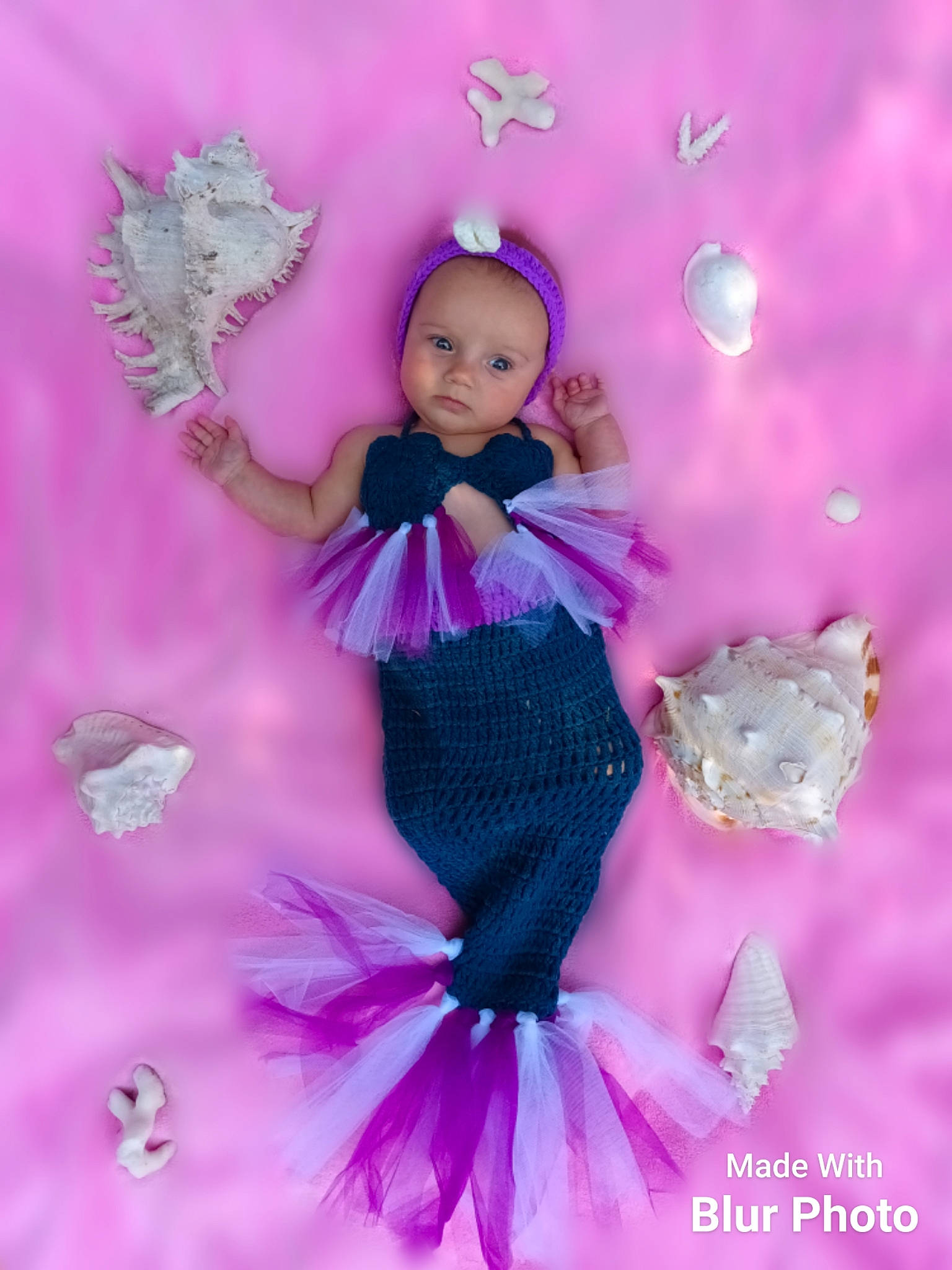 Hapril participe au concours pour gagner de l'argent avec cette photo : angel, baby_toddler_clothing, day_dress, doll, dress, embellishment, event, fashion_design, fictional_character, formal_wear, happy, headwear, magenta, one_piece_garment, pattern, person, petal, pink, purple, ruffle