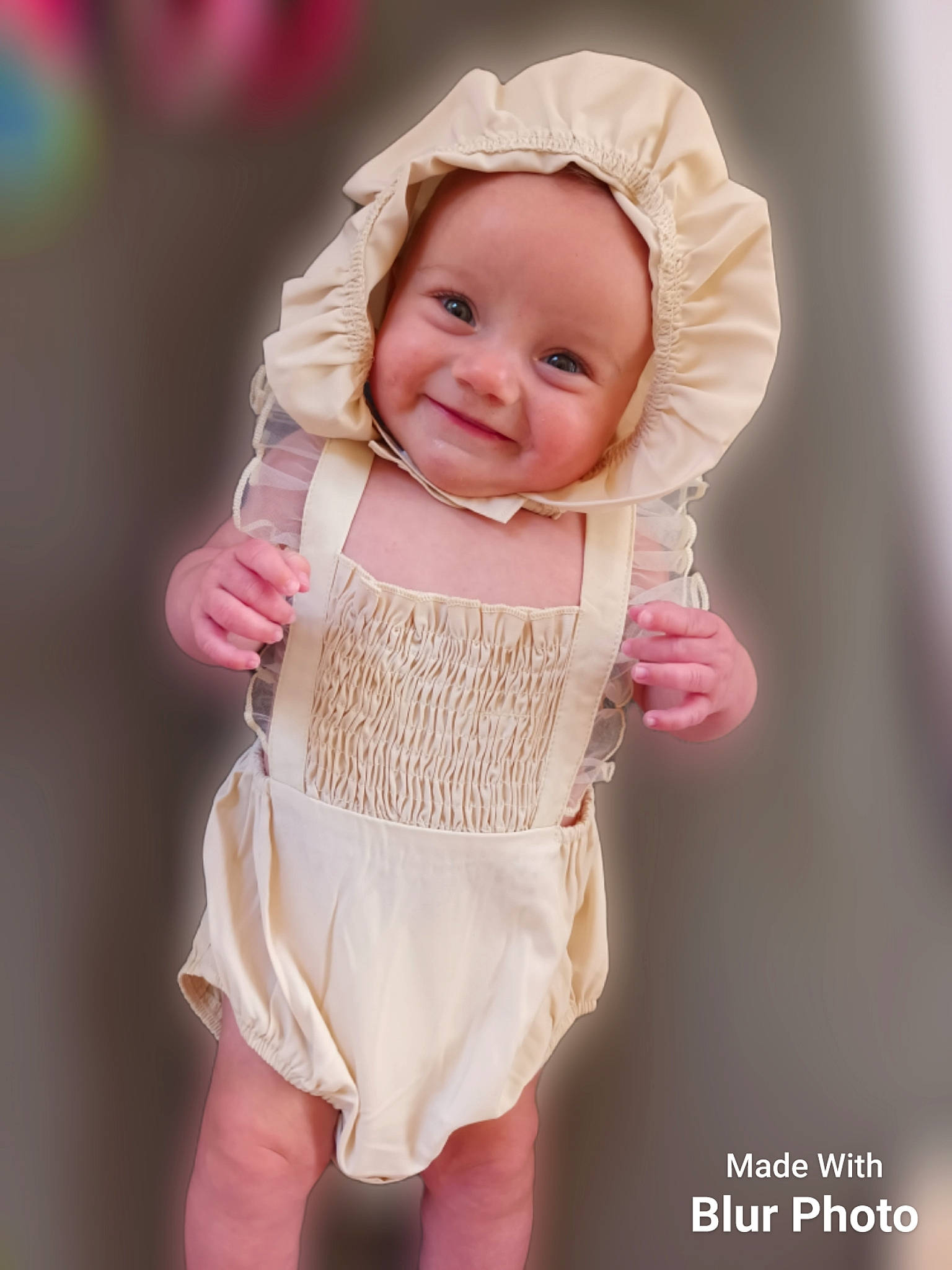 Hapril participe au concours pour gagner de l'argent avec cette photo : baby, baby_toddler_clothing, cheek, child, face, finger, hand, happy, head, headgear, headwear, human_body, joy, magenta, peach, person, pink, skin, sleeve, smile